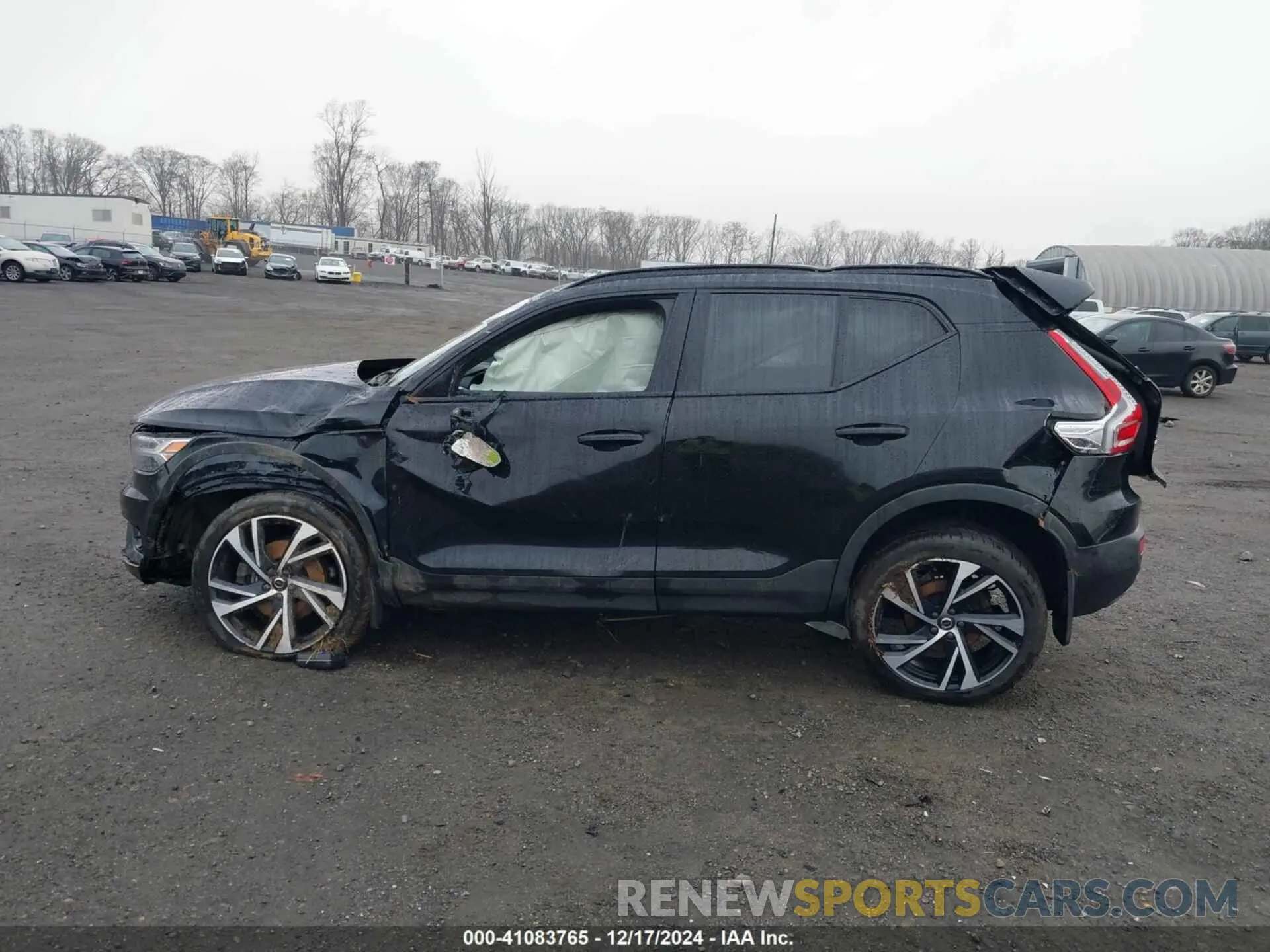 14 fotografías del automóvil dañado YV4162XZ5K2013799 VOLVO XC40 2019