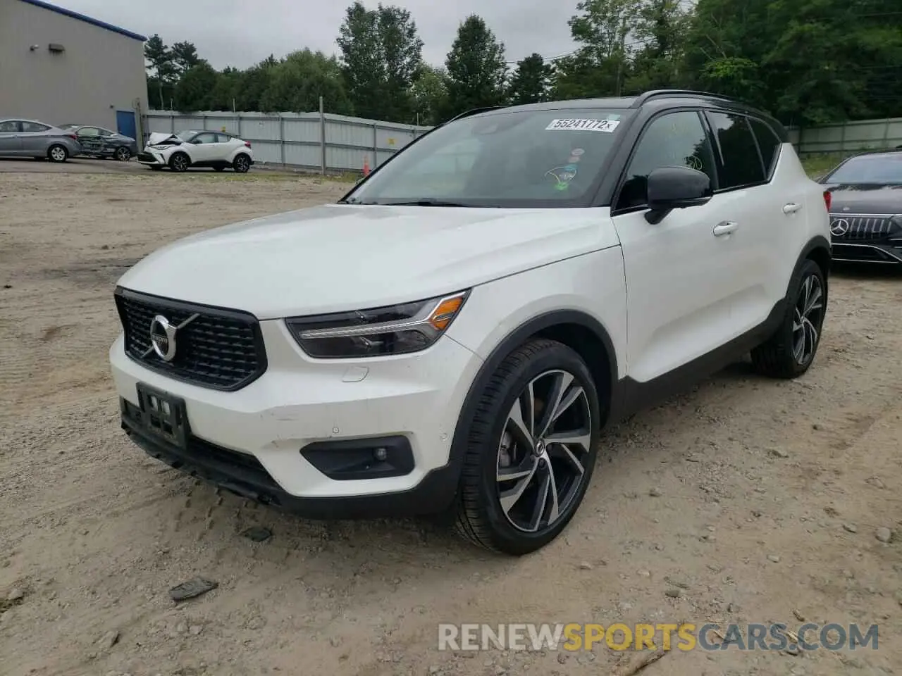 2 fotografías del automóvil dañado YV4162XZXK2004502 VOLVO XC40 2019