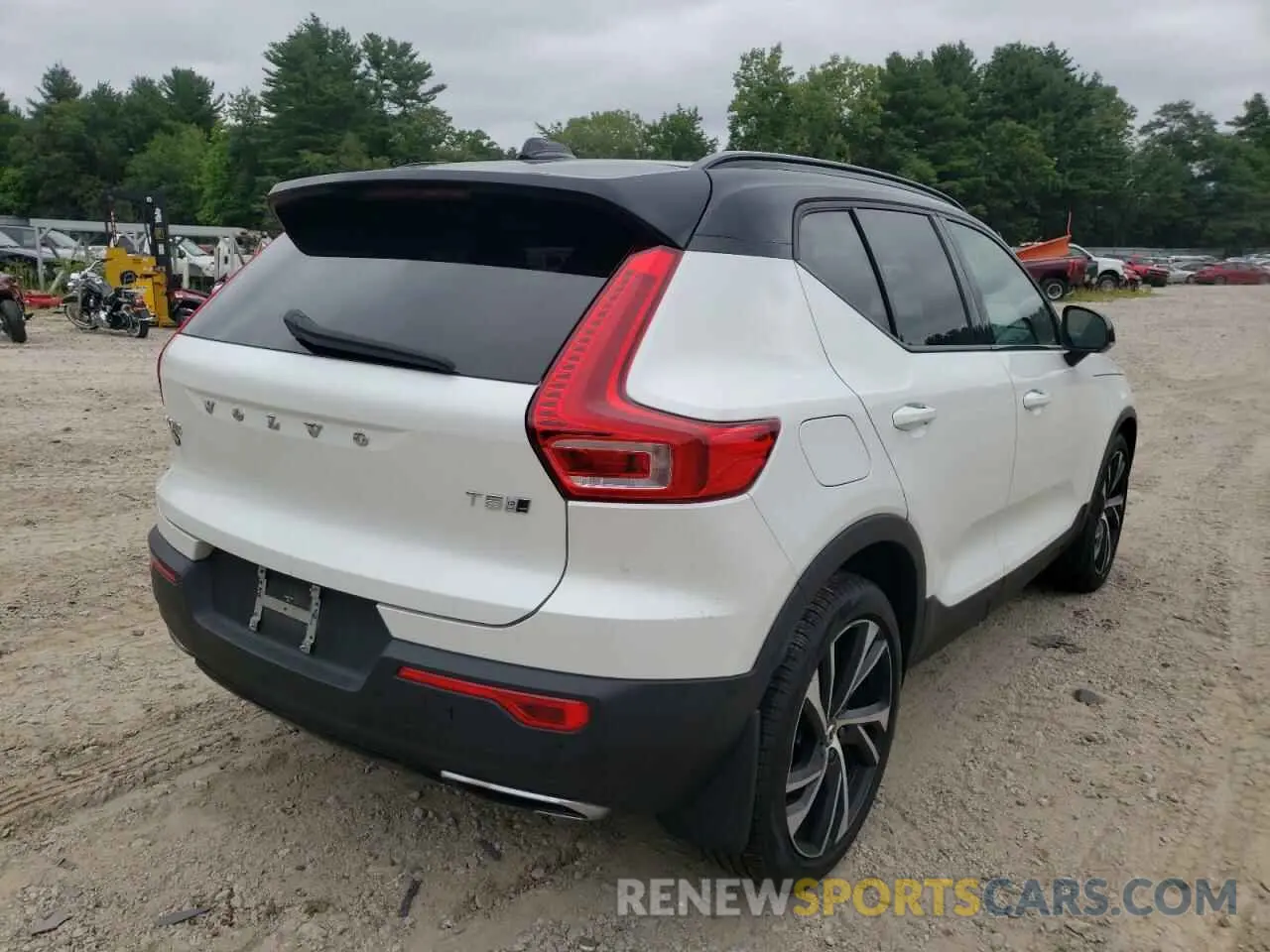 4 fotografías del automóvil dañado YV4162XZXK2004502 VOLVO XC40 2019