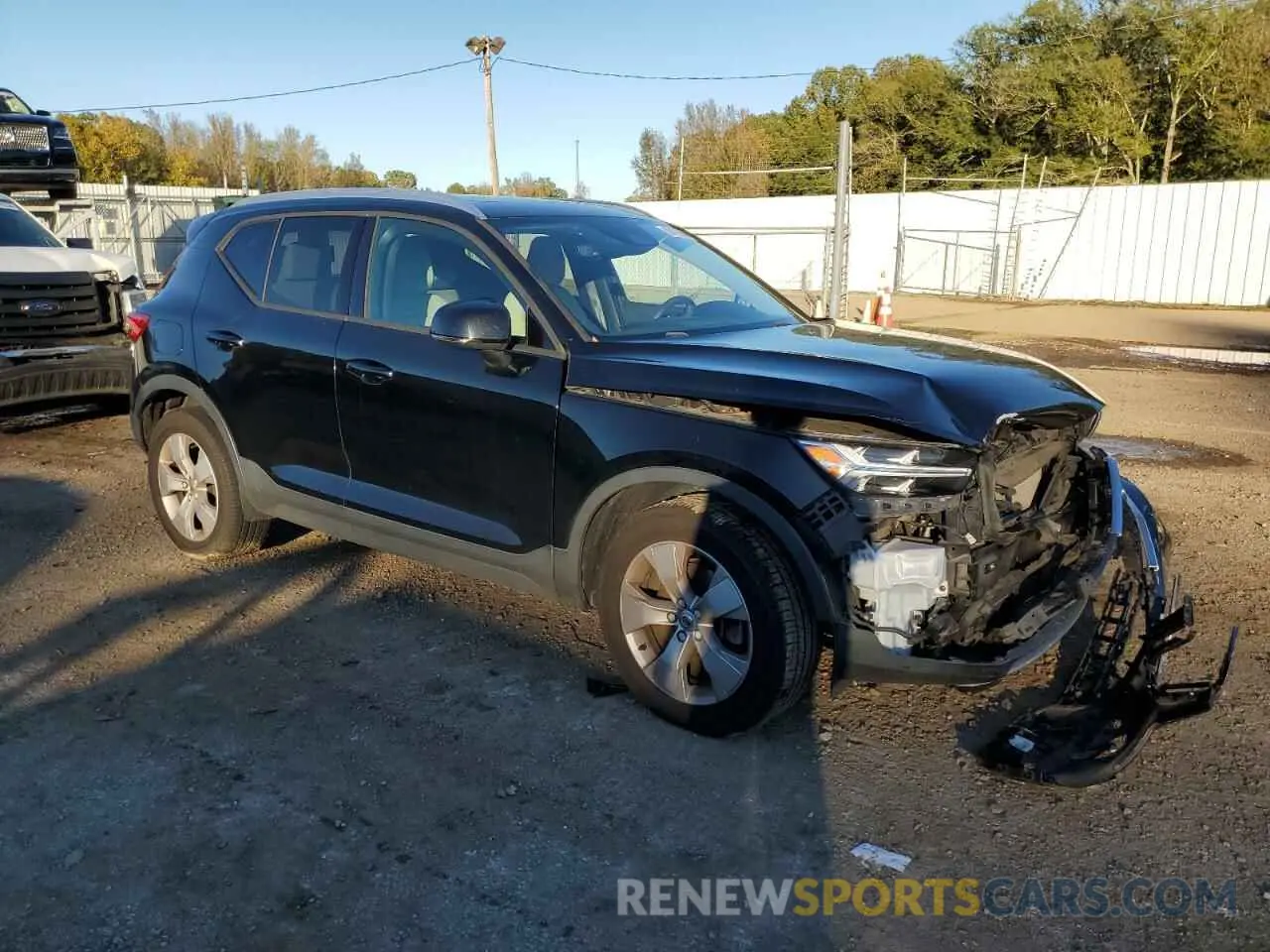 4 fotografías del automóvil dañado YV4AC2HK1K2108418 VOLVO XC40 2019