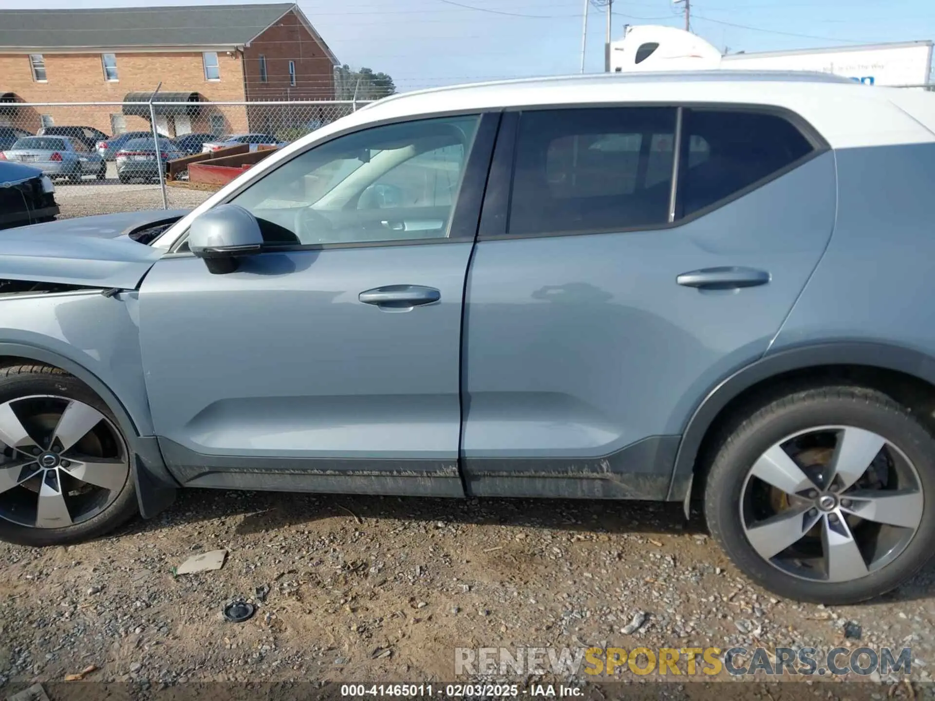 14 fotografías del automóvil dañado YV4162UK1L2189516 VOLVO XC40 2020