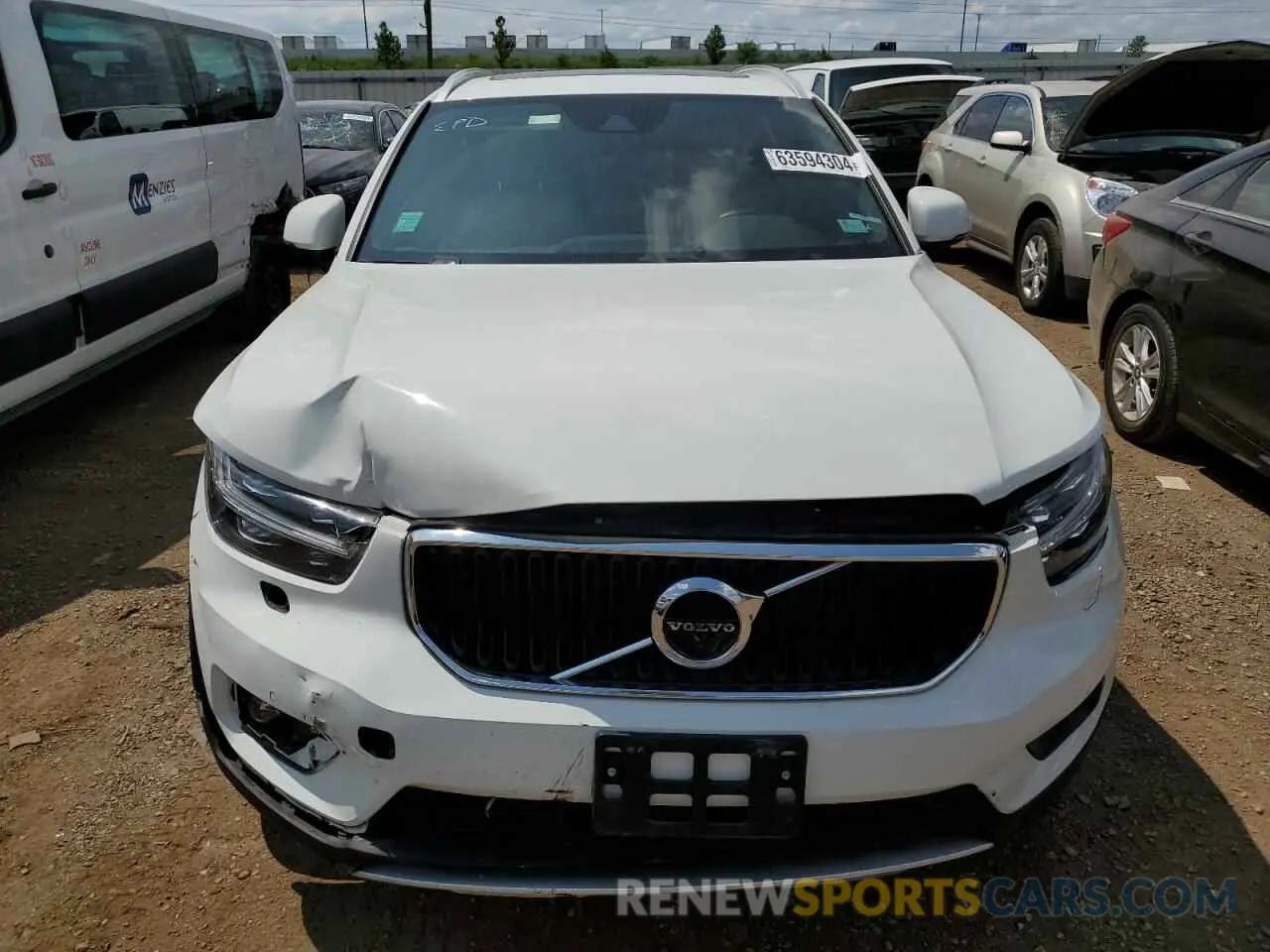 5 fotografías del automóvil dañado YV4162UK1L2275215 VOLVO XC40 2020