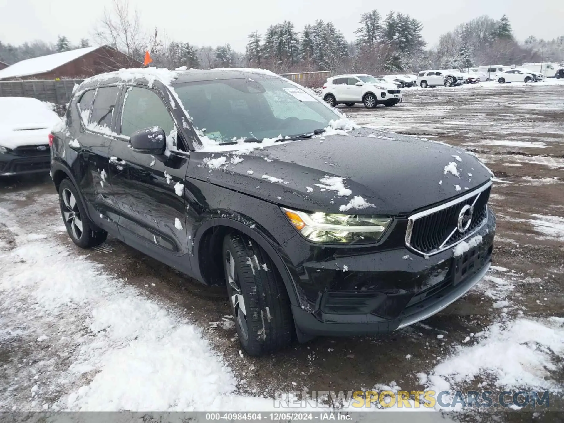13 fotografías del automóvil dañado YV4162UK4L2242614 VOLVO XC40 2020