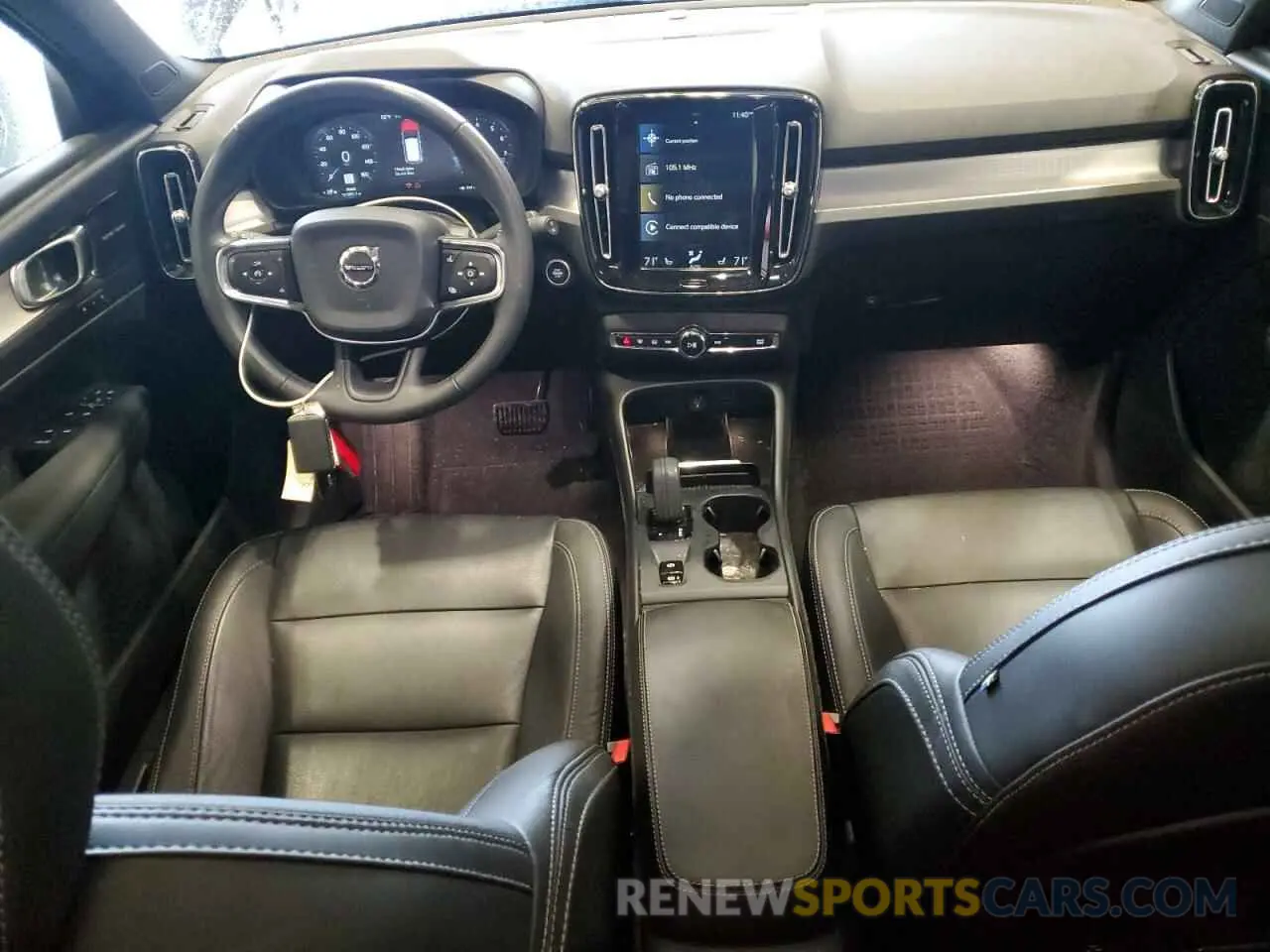 11 fotografías del automóvil dañado YV4162UK4L2270557 VOLVO XC40 2020
