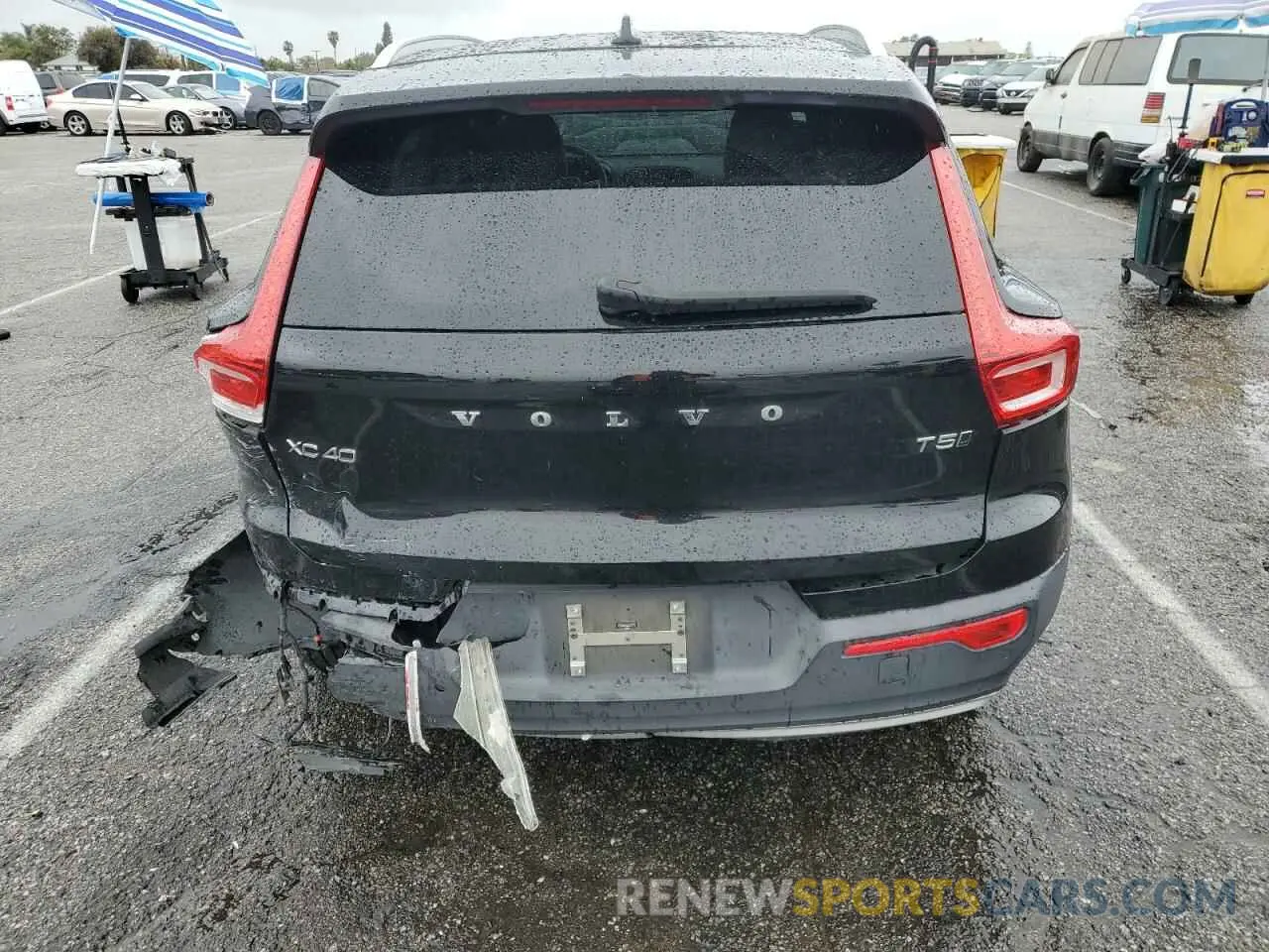 6 fotografías del automóvil dañado YV4162UK6L2275372 VOLVO XC40 2020