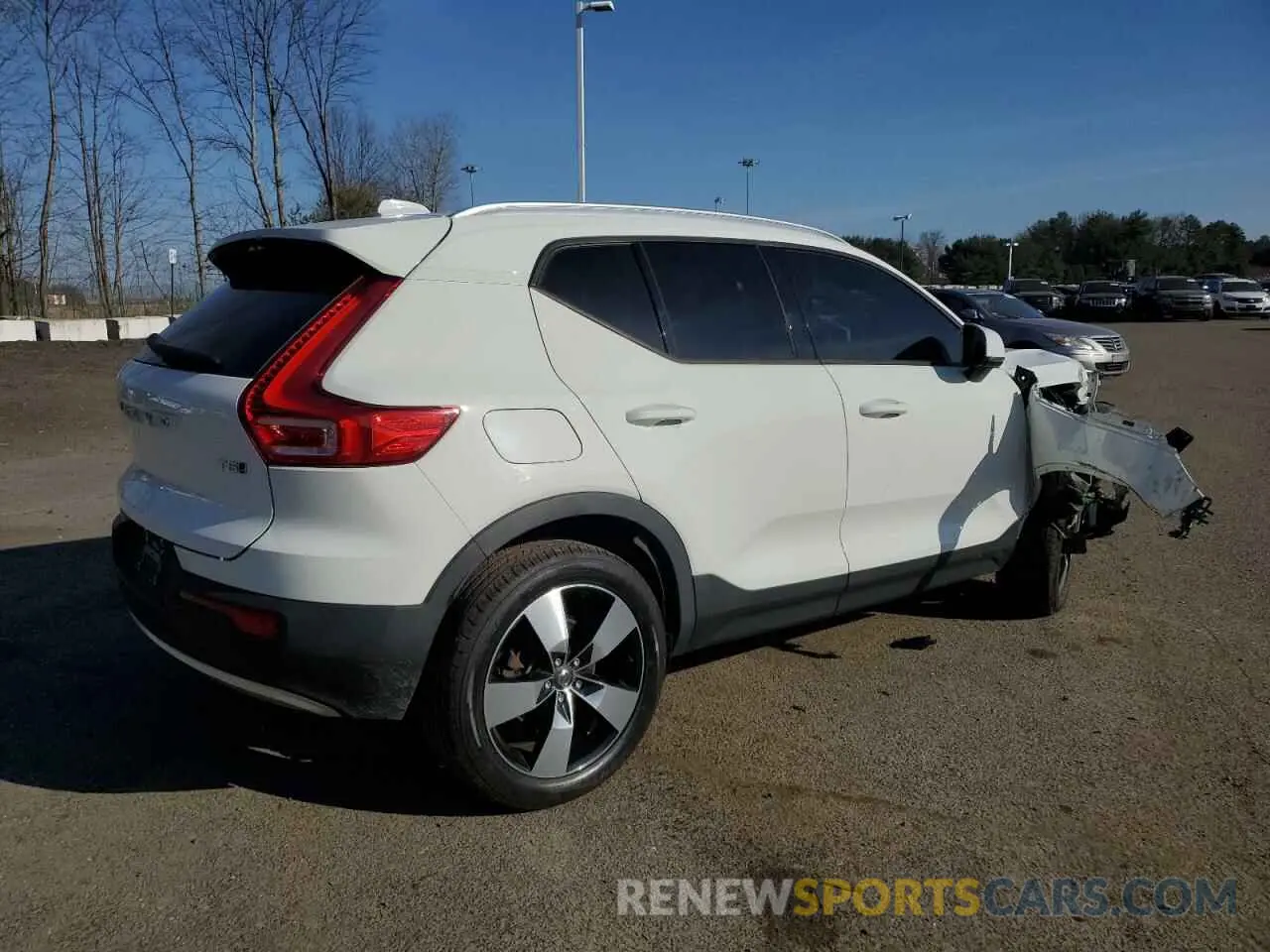 3 fotografías del automóvil dañado YV4162UK8L2177380 VOLVO XC40 2020