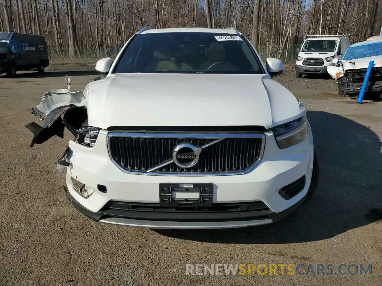 5 fotografías del automóvil dañado YV4162UK8L2177380 VOLVO XC40 2020
