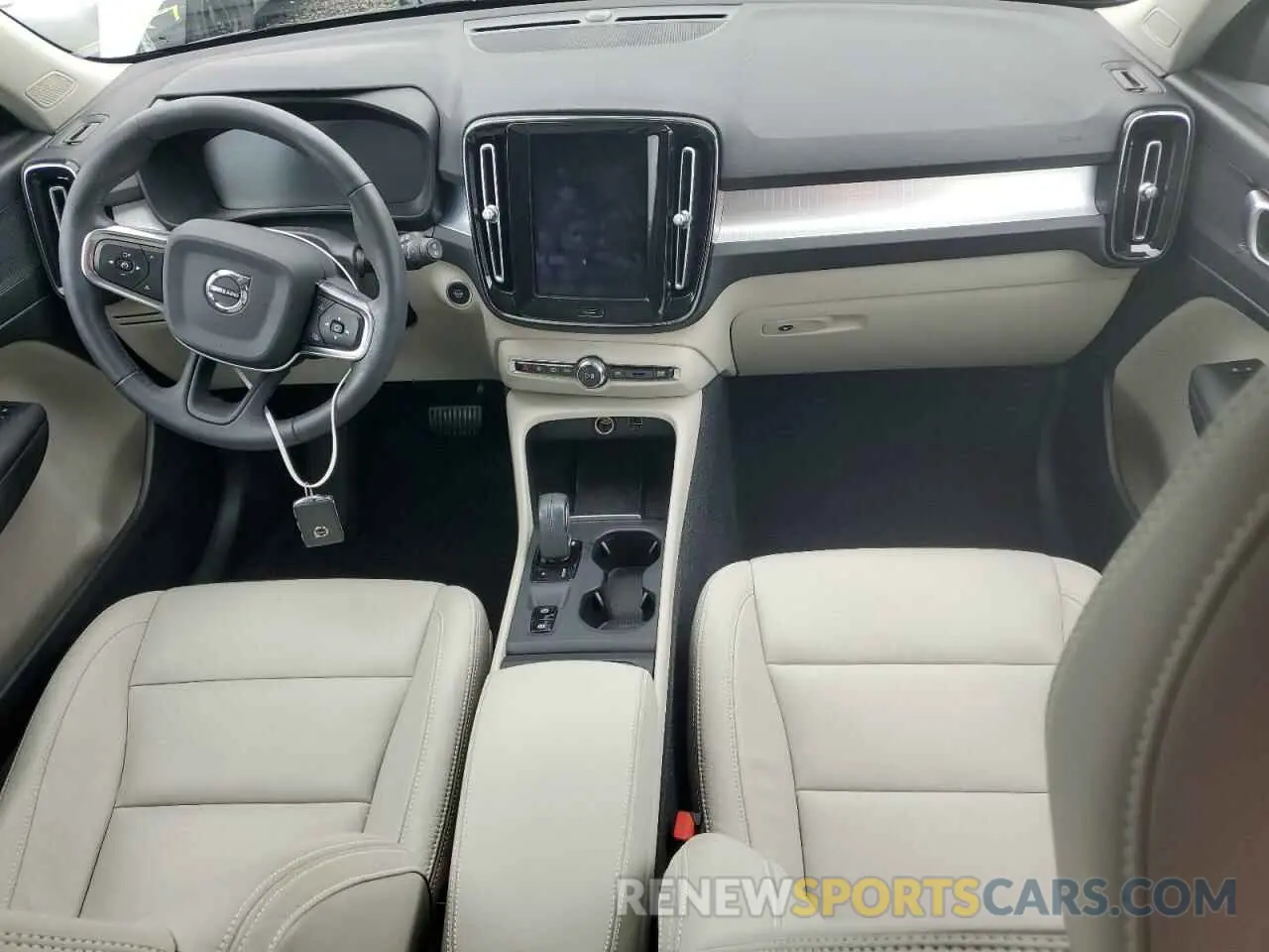 8 fotografías del automóvil dañado YV4162UKXL2346816 VOLVO XC40 2020