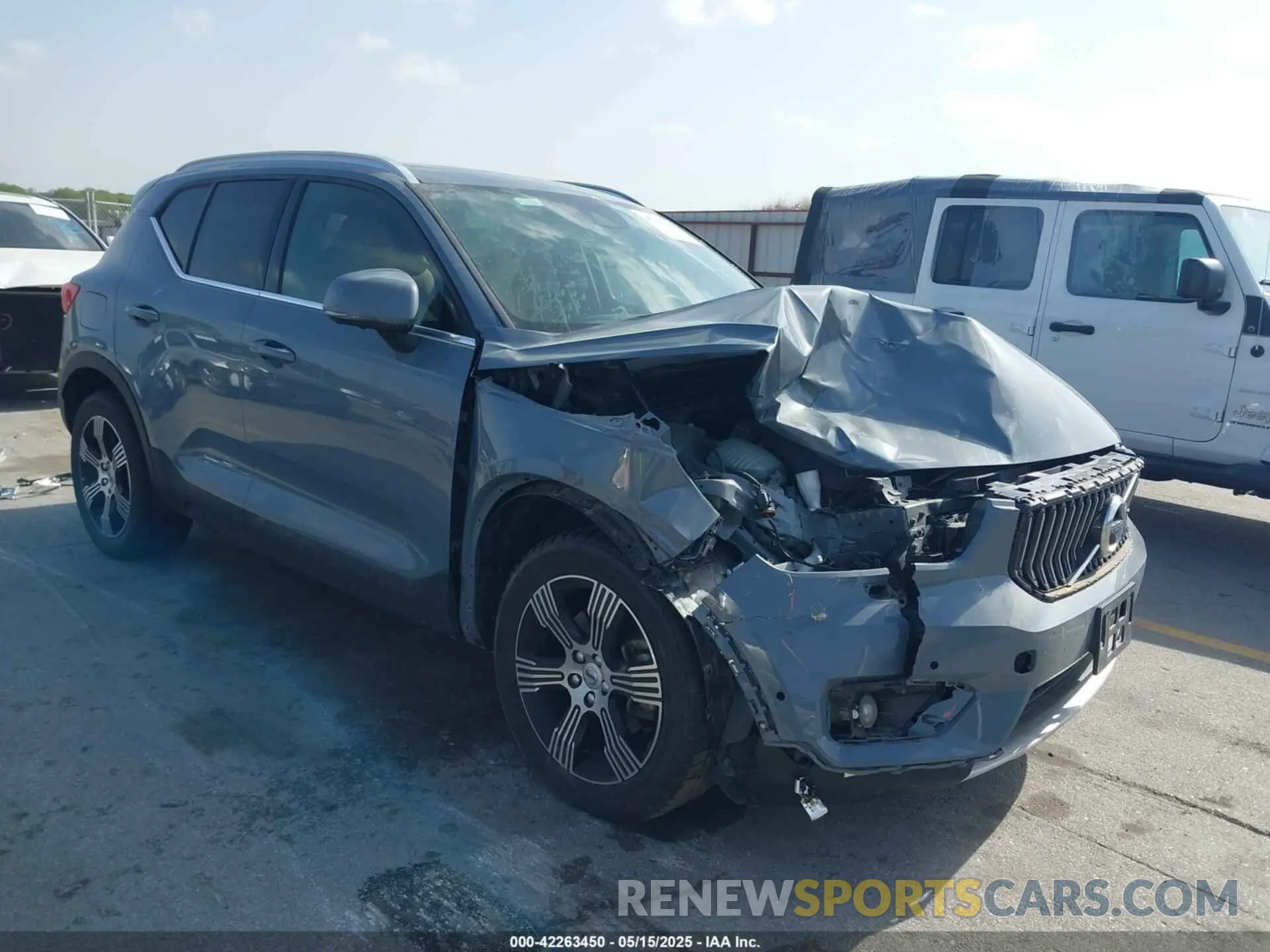 1 fotografías del automóvil dañado YV4162UL2L2306951 VOLVO XC40 2020