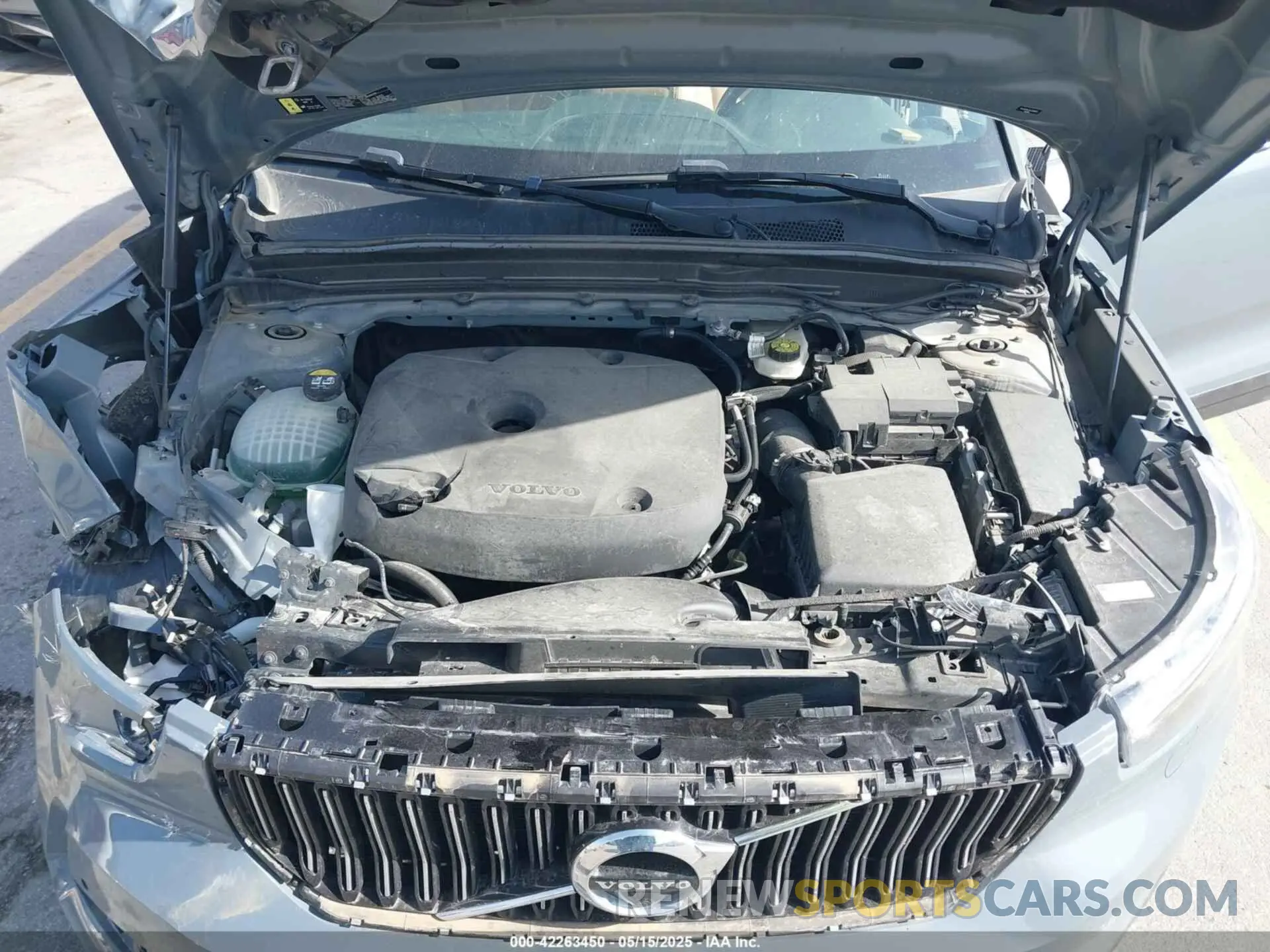 10 fotografías del automóvil dañado YV4162UL2L2306951 VOLVO XC40 2020