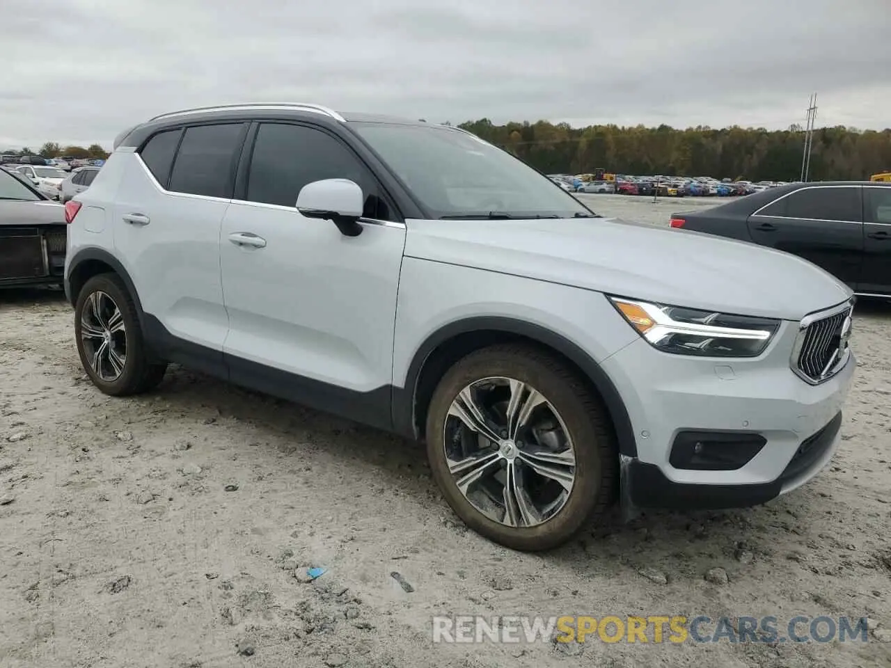 4 fotografías del automóvil dañado YV4162UL5L2187678 VOLVO XC40 2020