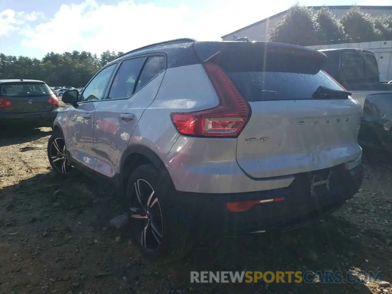3 fotografías del automóvil dañado YV4162UM0L2283453 VOLVO XC40 2020