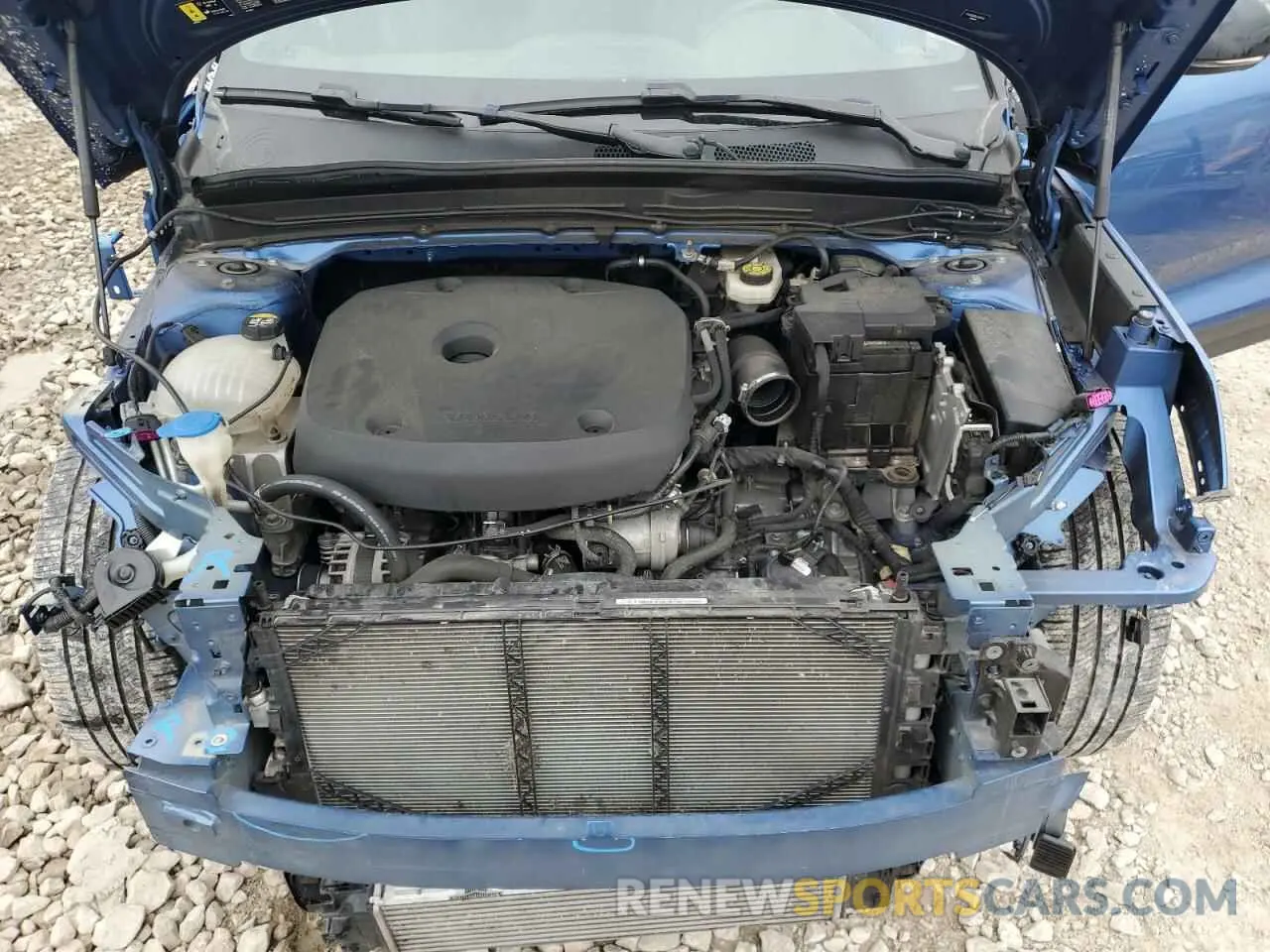 13 fotografías del automóvil dañado YV4162UM0L2307461 VOLVO XC40 2020