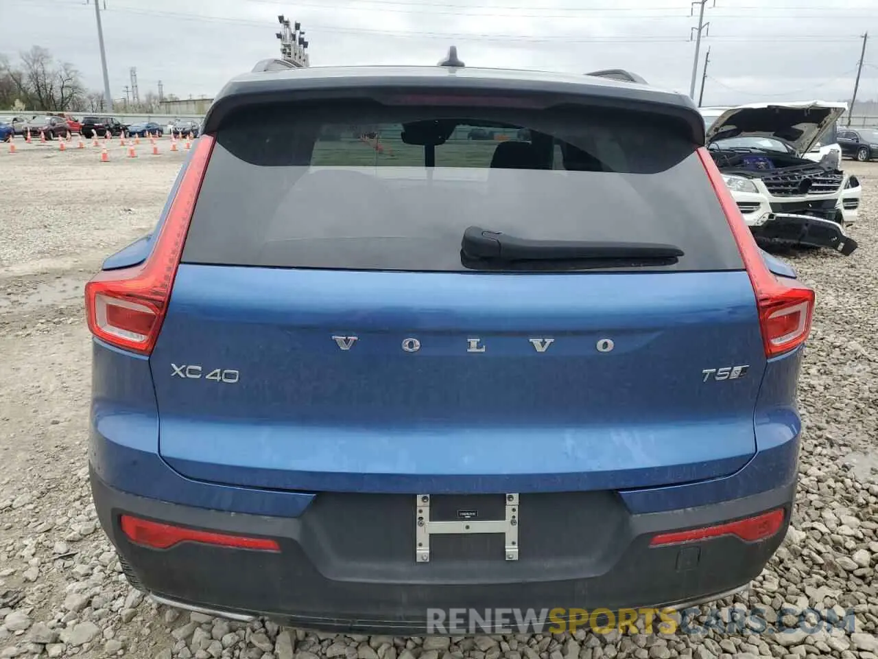 6 fotografías del automóvil dañado YV4162UM0L2307461 VOLVO XC40 2020