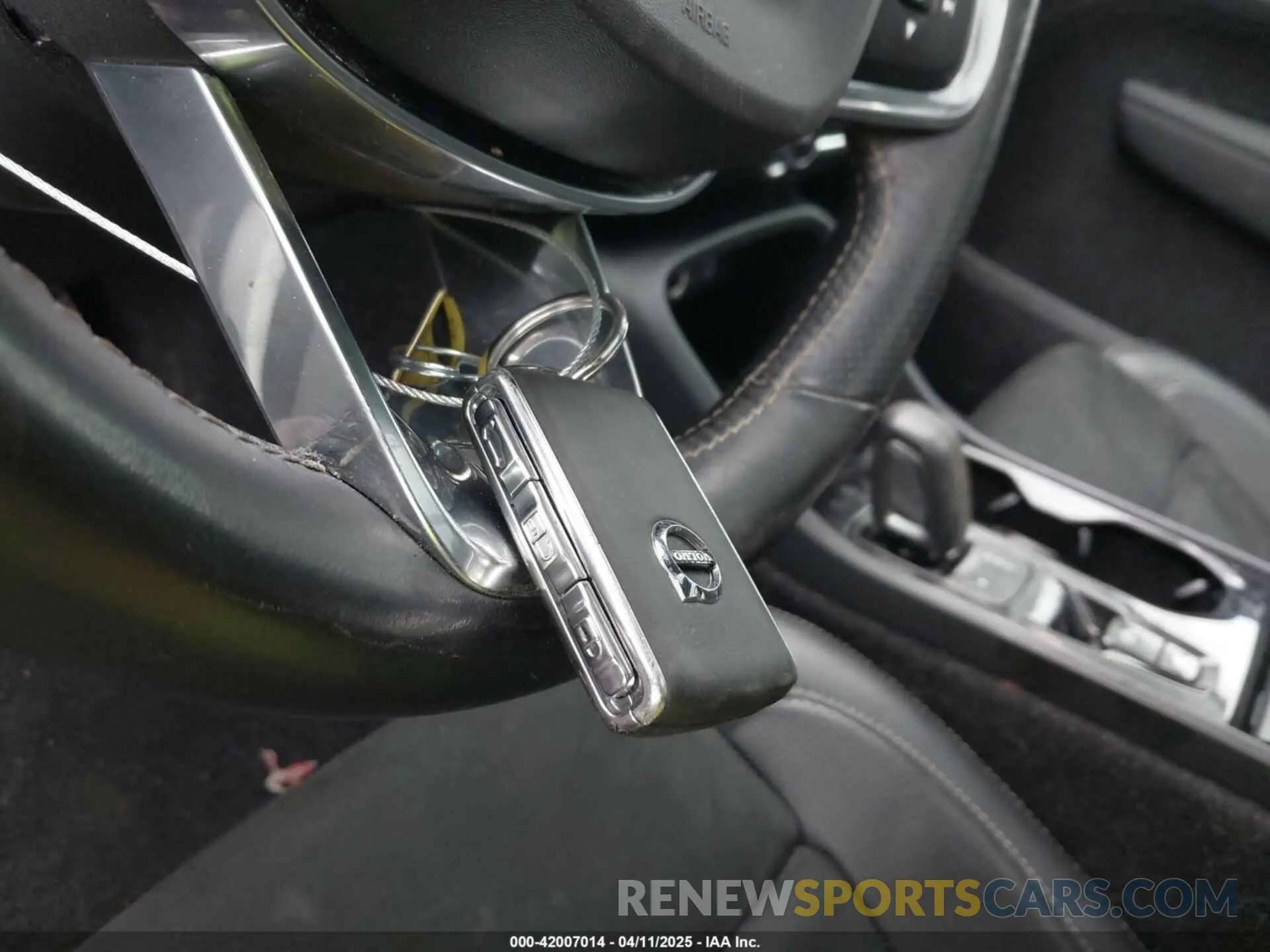 11 fotografías del automóvil dañado YV4162UM1L2337682 VOLVO XC40 2020