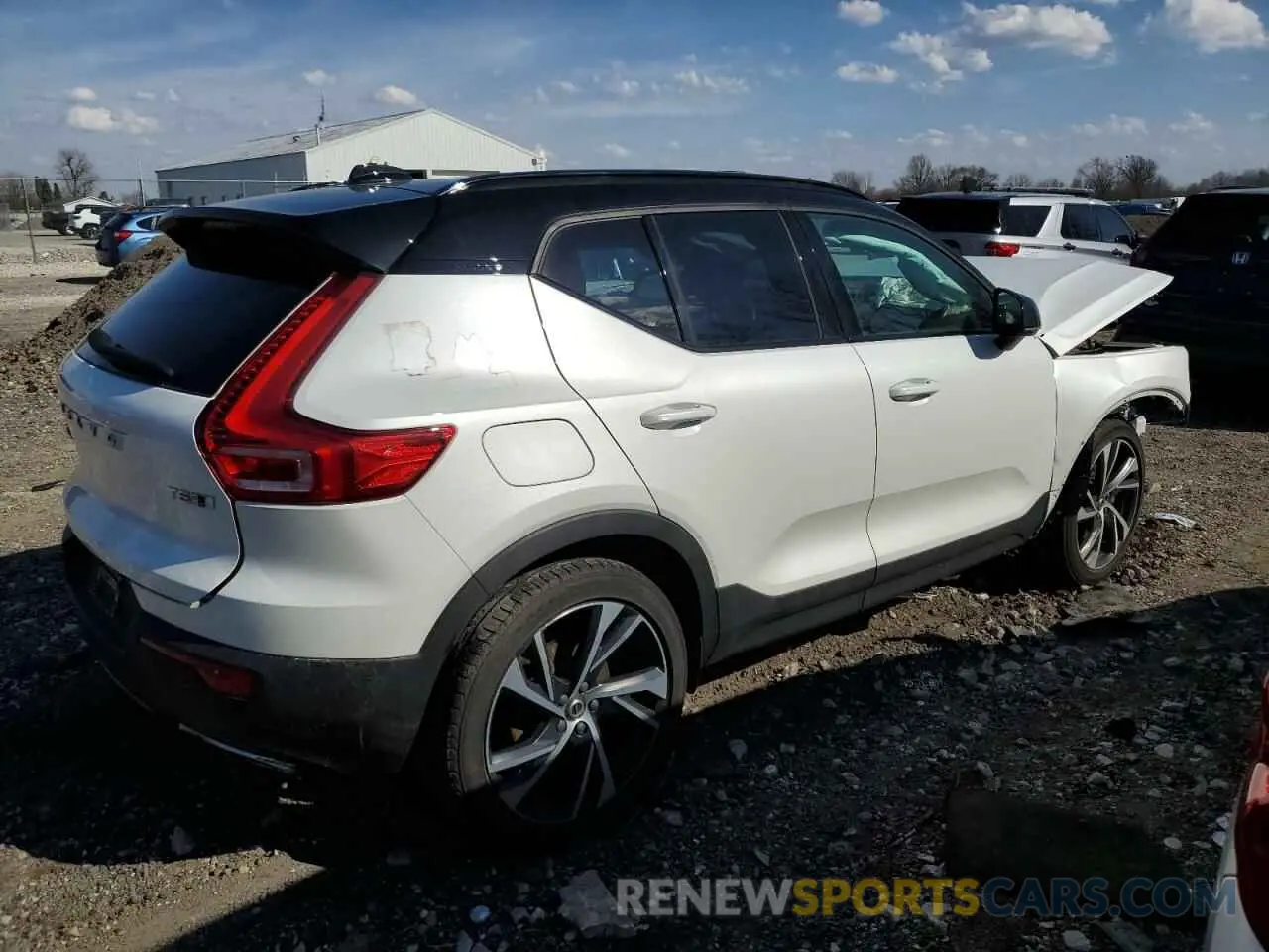 3 fotografías del automóvil dañado YV4162UM2L2280957 VOLVO XC40 2020
