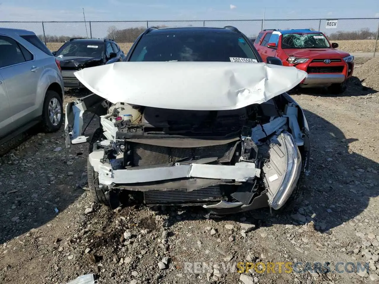 5 fotografías del automóvil dañado YV4162UM2L2280957 VOLVO XC40 2020