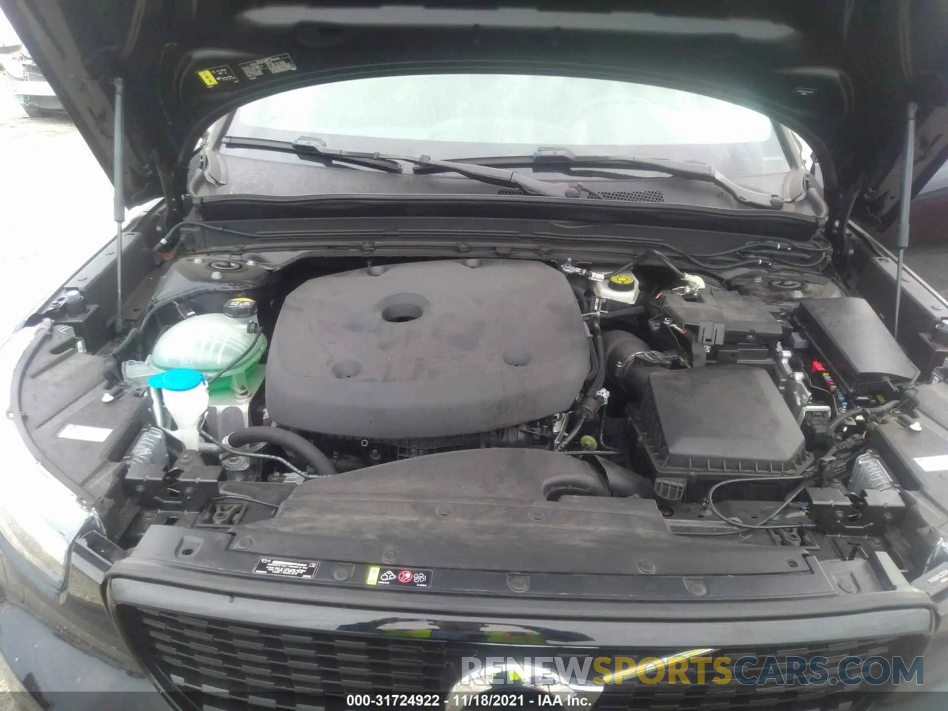 10 fotografías del automóvil dañado YV4162UM5L2323249 VOLVO XC40 2020