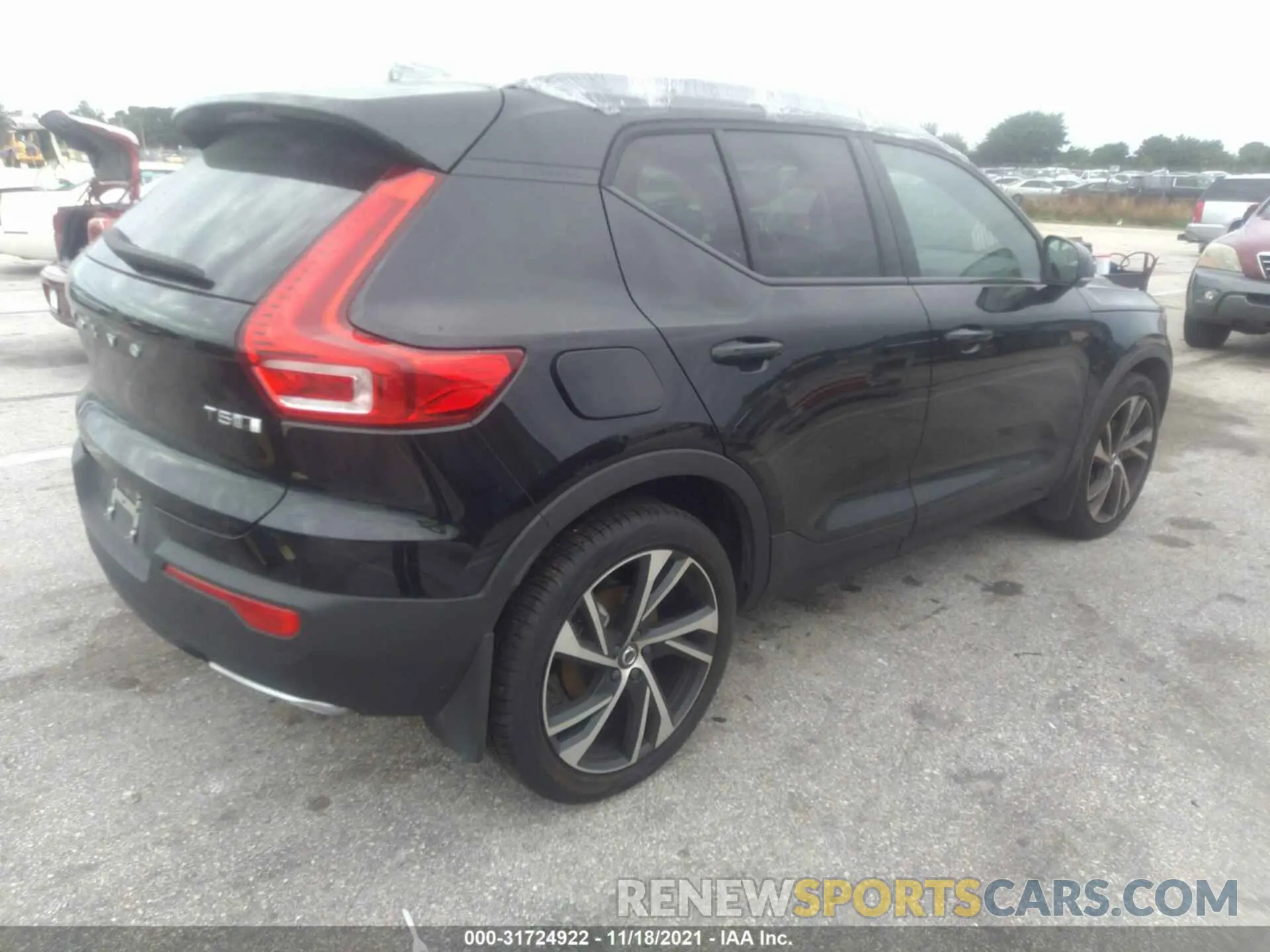4 fotografías del automóvil dañado YV4162UM5L2323249 VOLVO XC40 2020