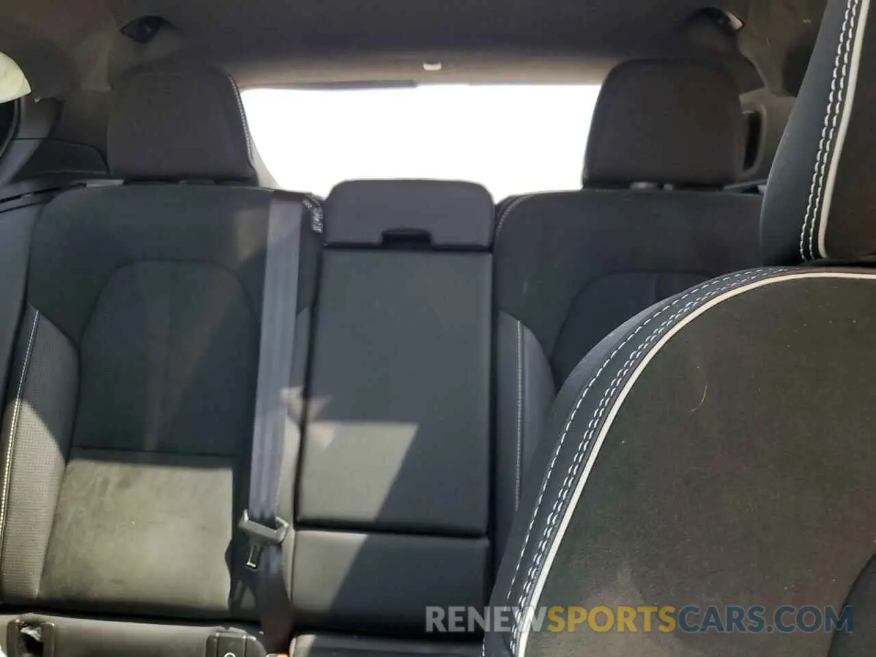 10 fotografías del automóvil dañado YV4162UM8L2190096 VOLVO XC40 2020