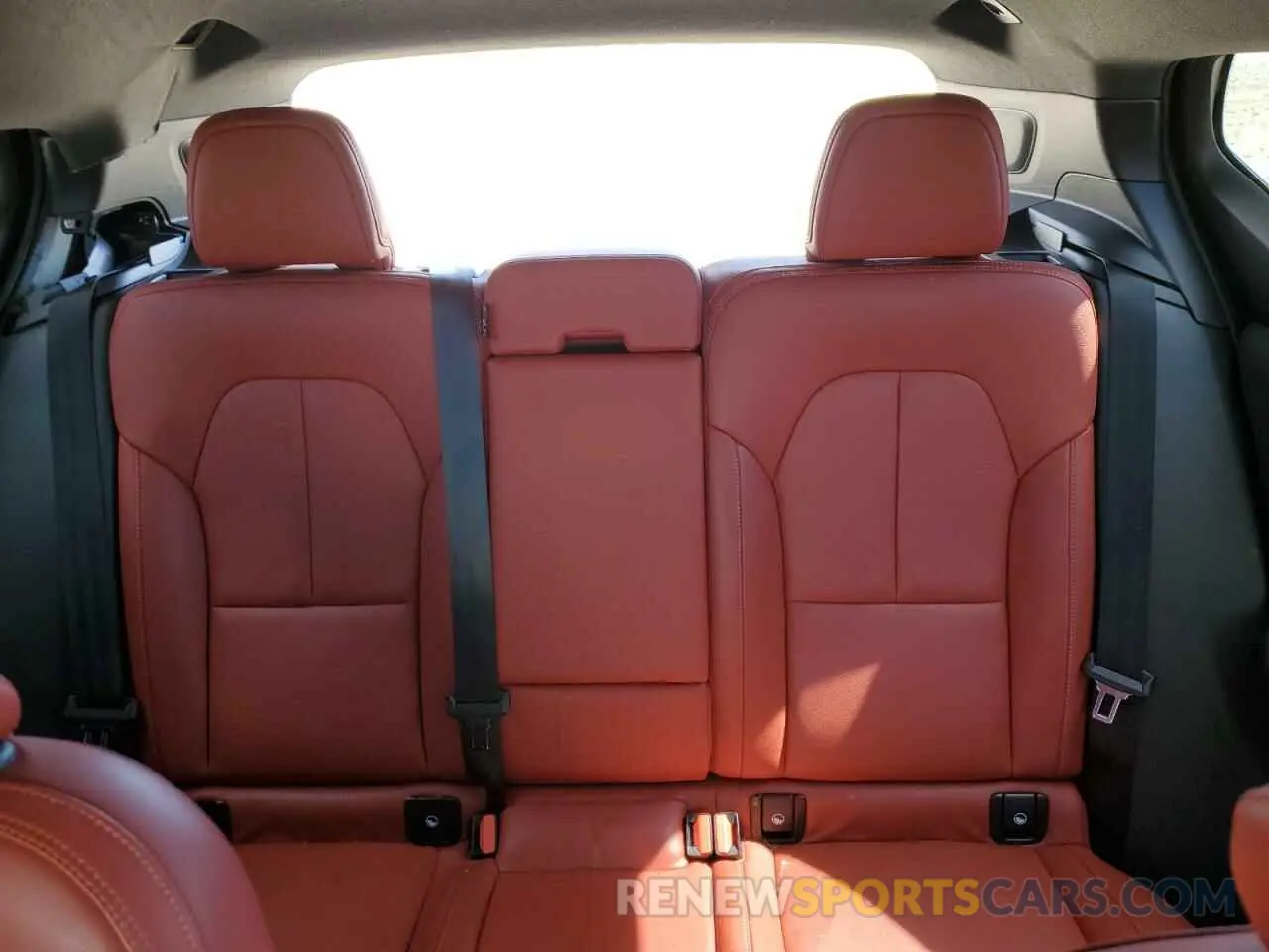 10 fotografías del automóvil dañado YV4AC2HK4L2338360 VOLVO XC40 2020