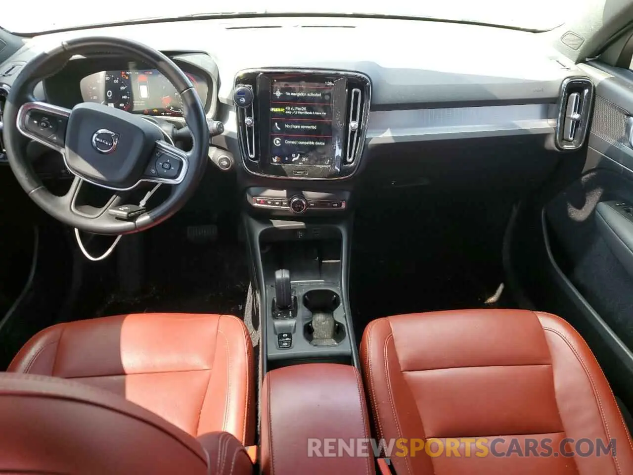 8 fotografías del automóvil dañado YV4AC2HK4L2338360 VOLVO XC40 2020