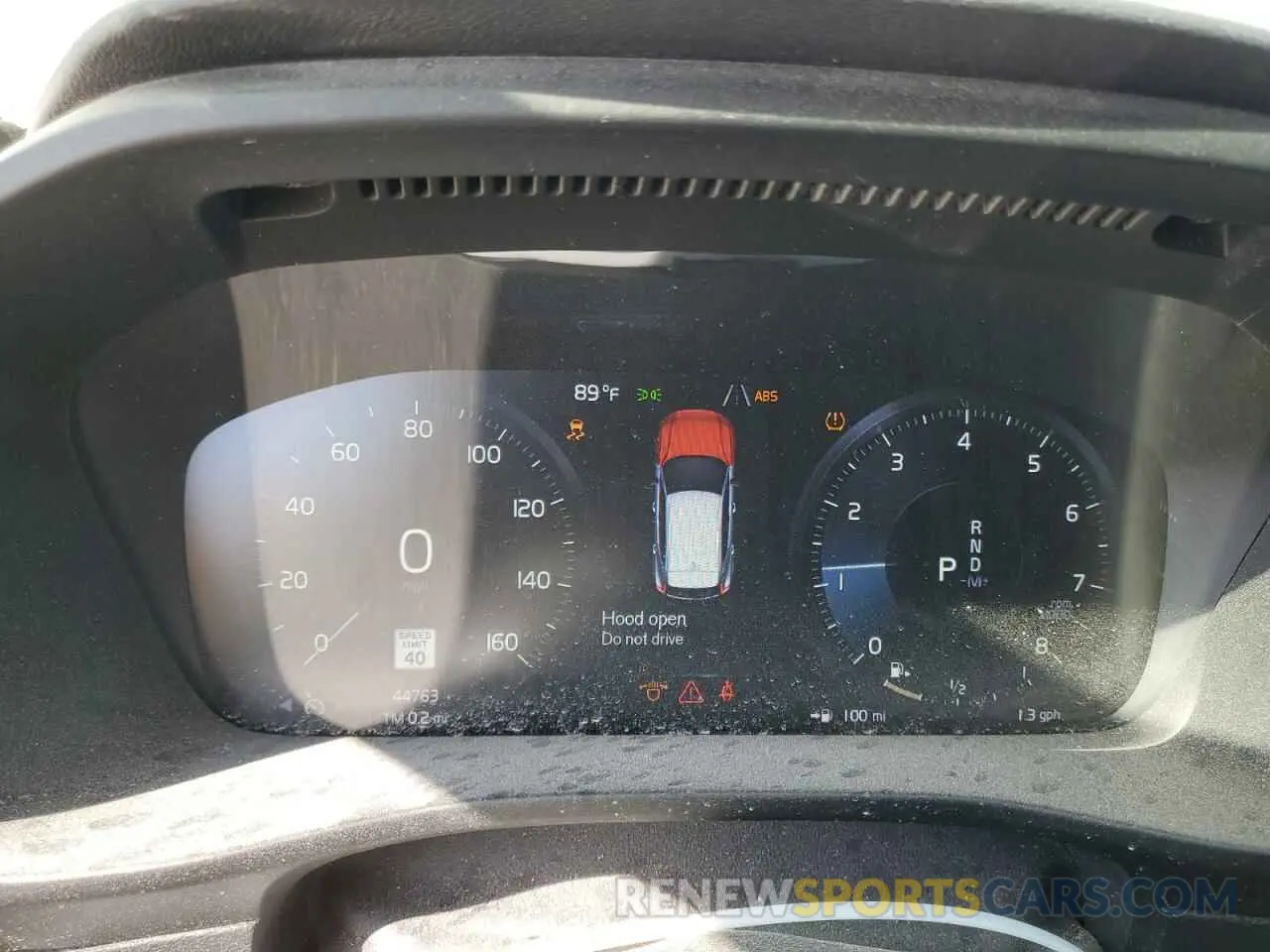 9 fotografías del automóvil dañado YV4AC2HK8L2252033 VOLVO XC40 2020