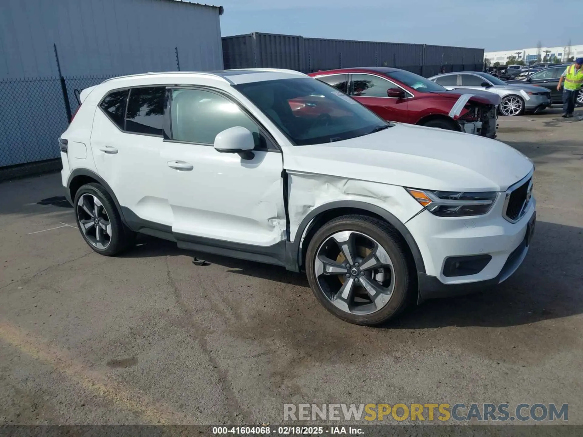 1 fotografías del automóvil dañado YV4AC2HK9L2206453 VOLVO XC40 2020