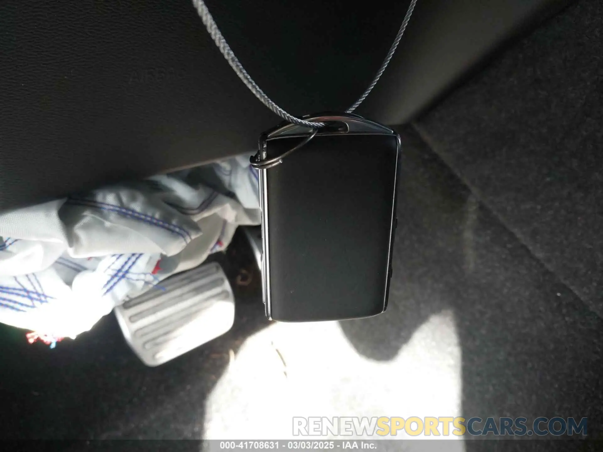 11 fotografías del automóvil dañado YV4AC2HM9L2254343 VOLVO XC40 2020