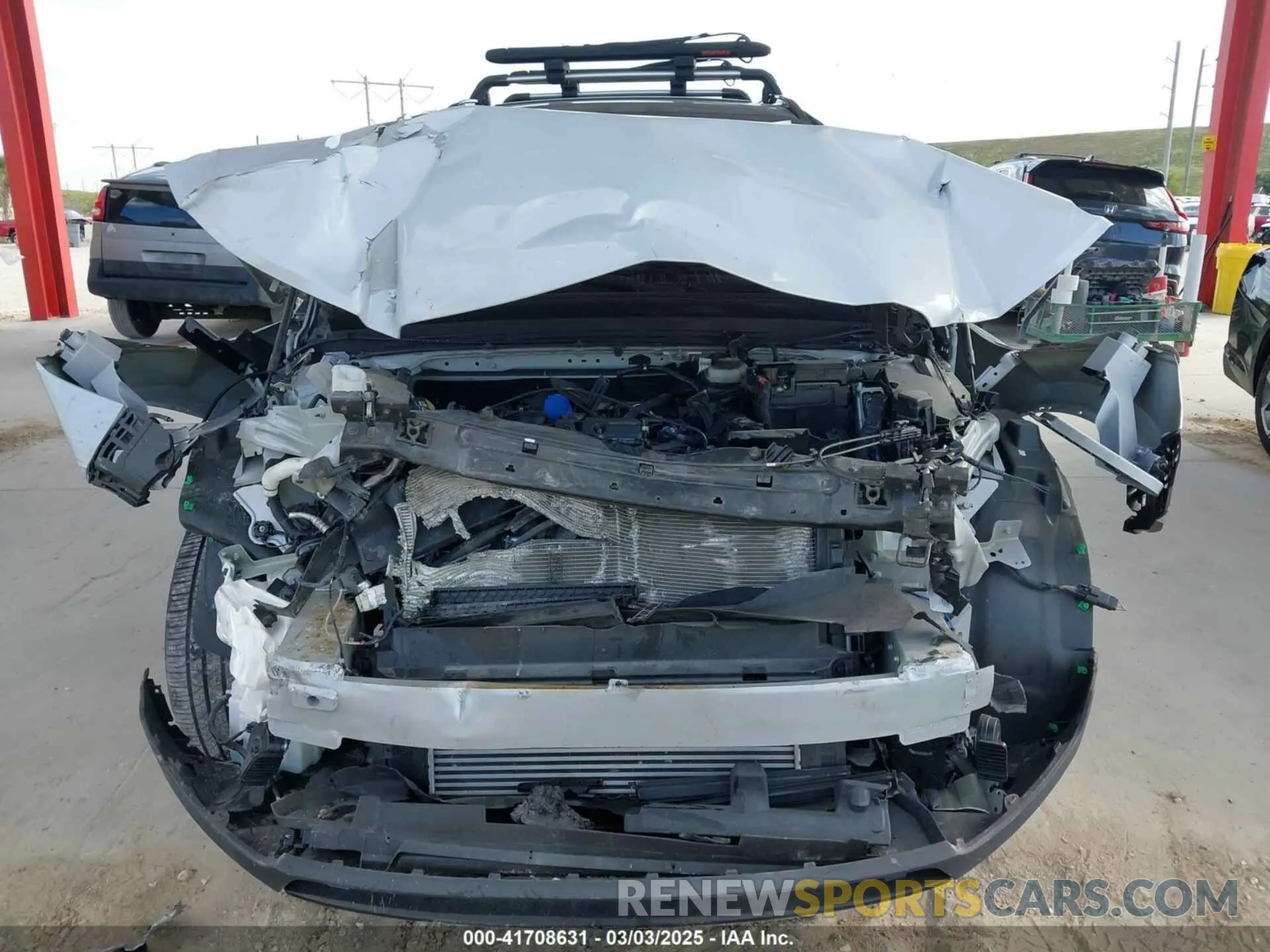 13 fotografías del automóvil dañado YV4AC2HM9L2254343 VOLVO XC40 2020