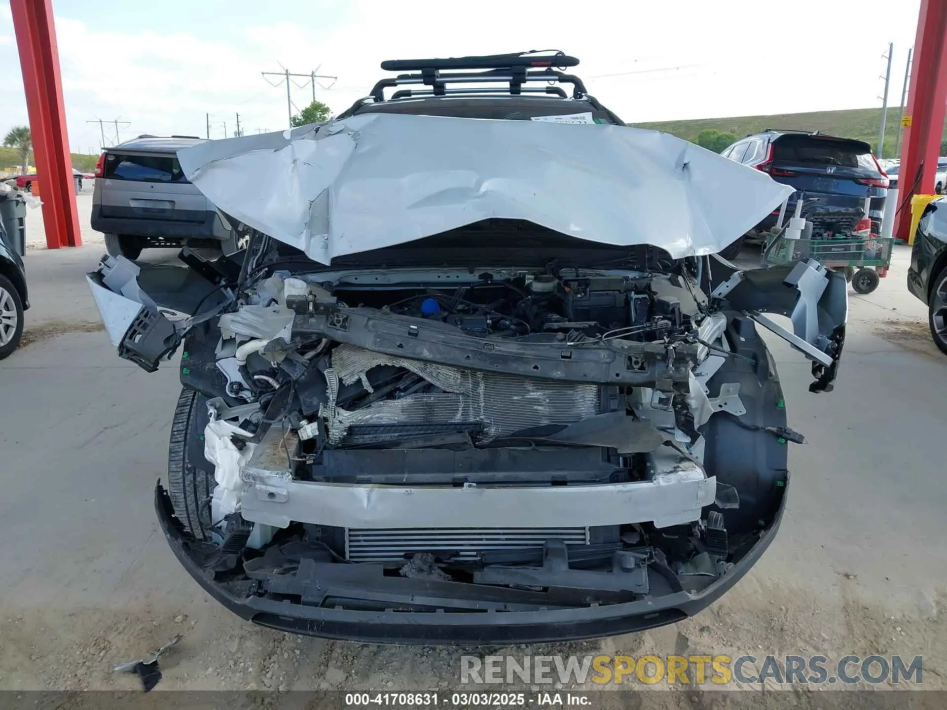 6 fotografías del automóvil dañado YV4AC2HM9L2254343 VOLVO XC40 2020