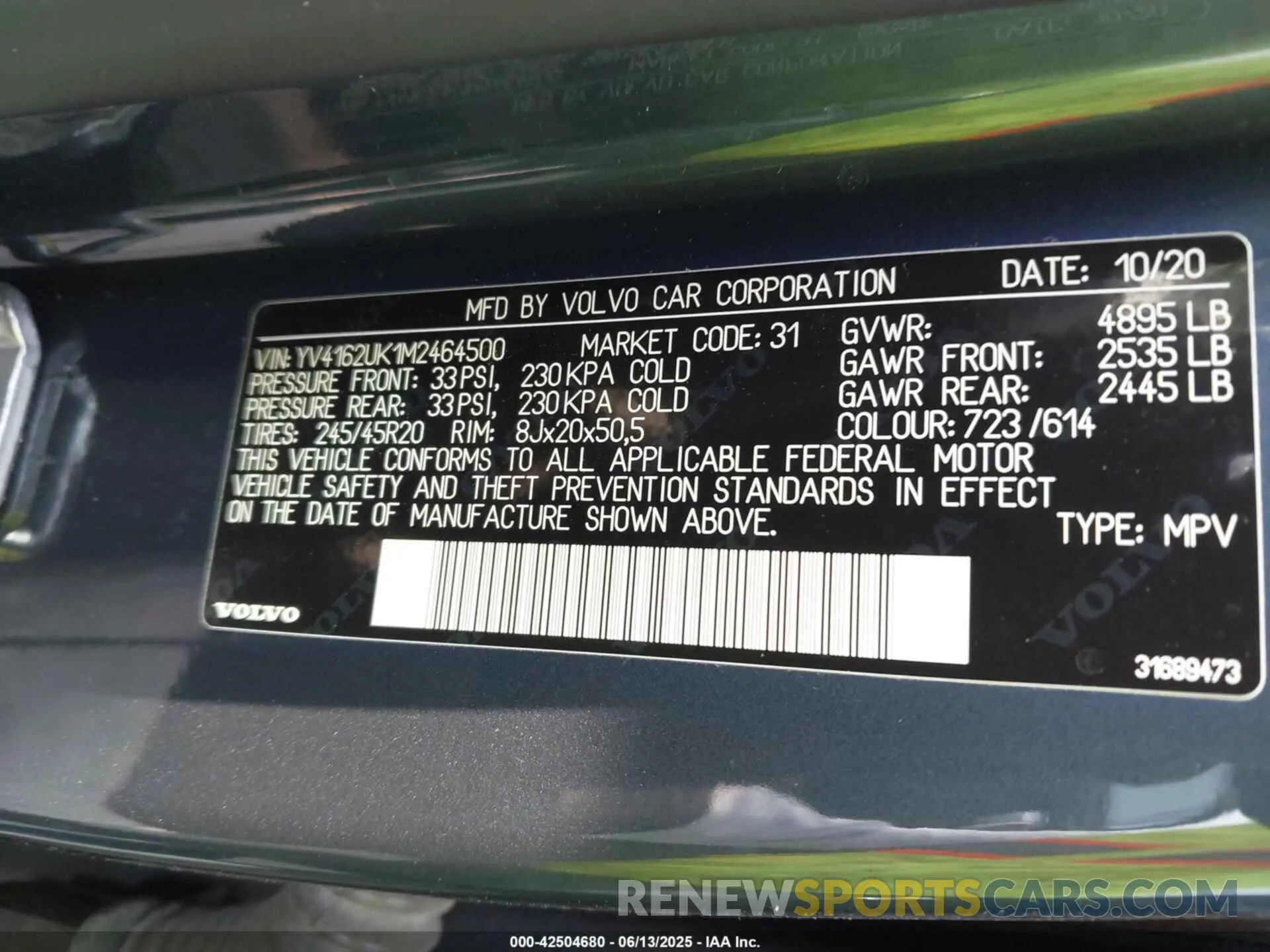 9 fotografías del automóvil dañado YV4162UK1M2464500 VOLVO XC40 2021