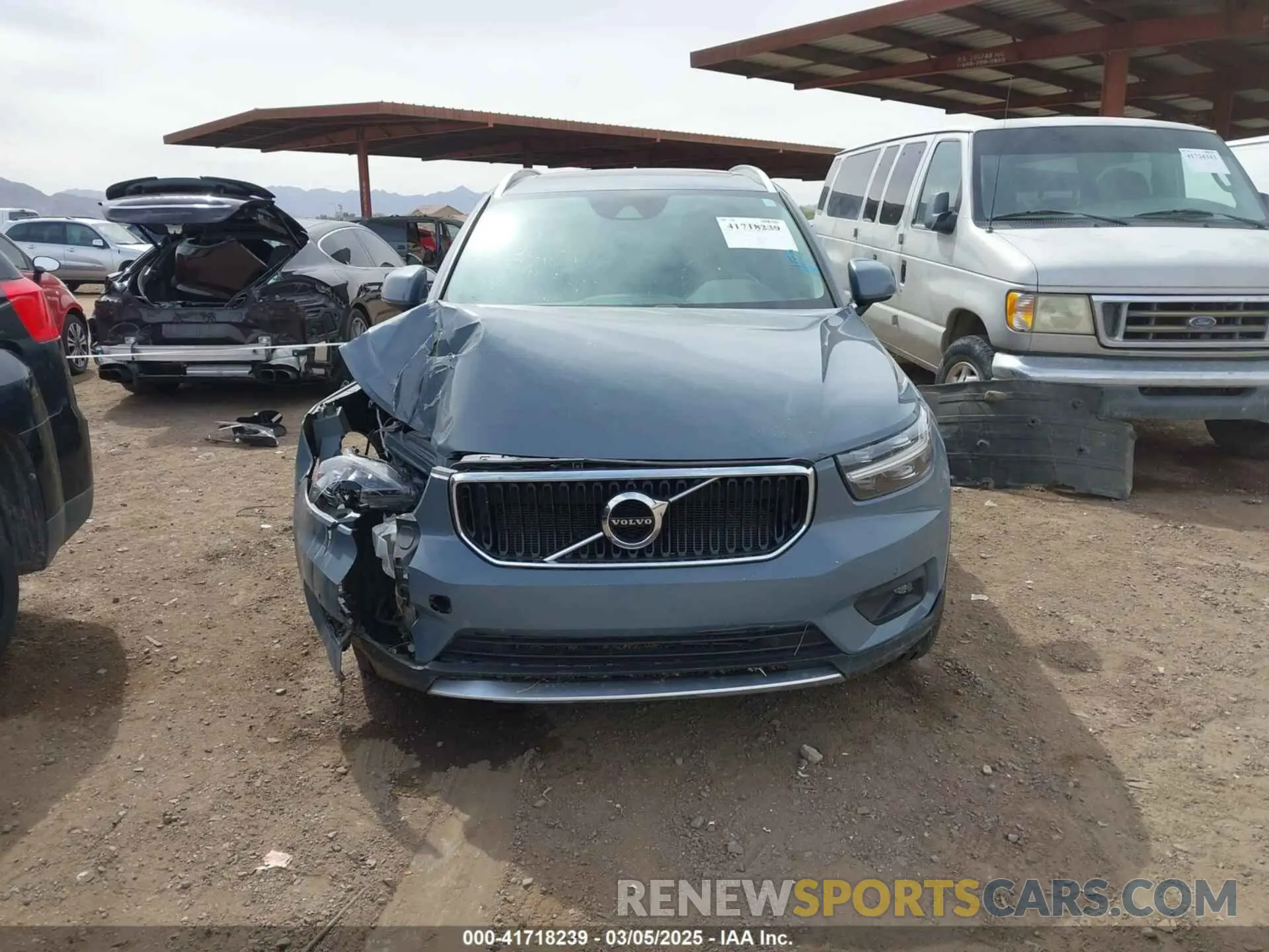 11 fotografías del automóvil dañado YV4162UK3M2473571 VOLVO XC40 2021
