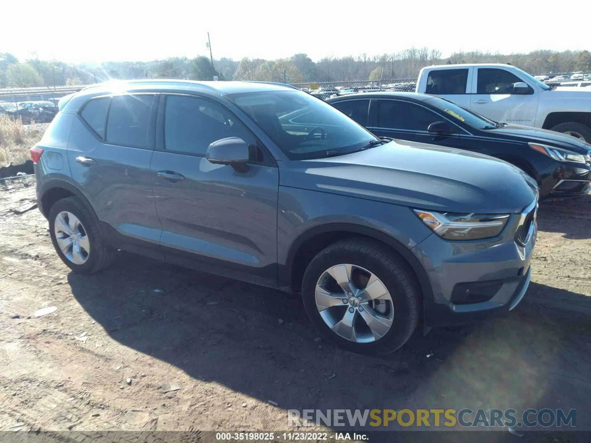 1 fotografías del automóvil dañado YV4162UK7M2601164 VOLVO XC40 2021
