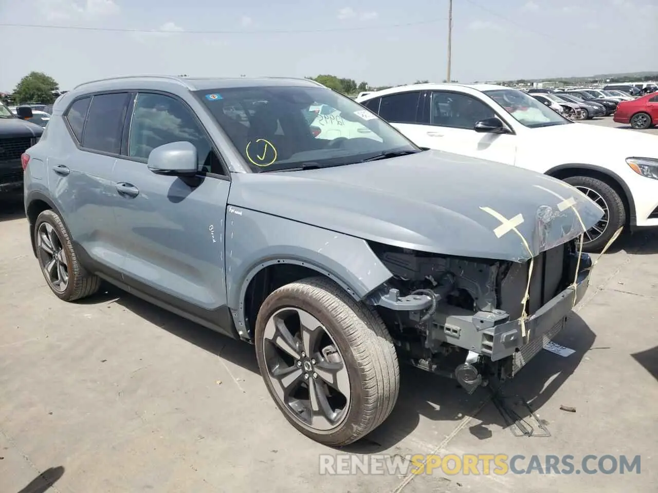 1 fotografías del automóvil dañado YV4162UKXM2446805 VOLVO XC40 2021