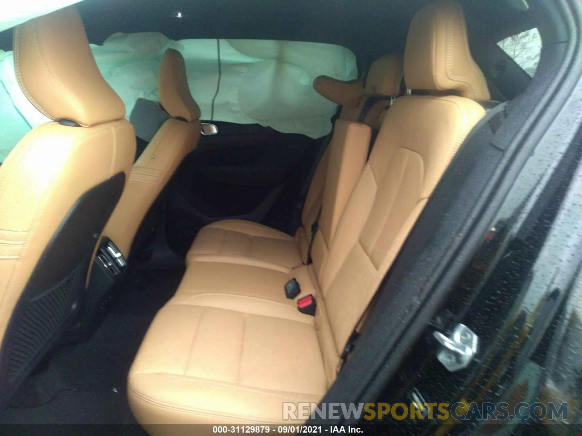 8 fotografías del automóvil dañado YV4162UL1M2451495 VOLVO XC40 2021
