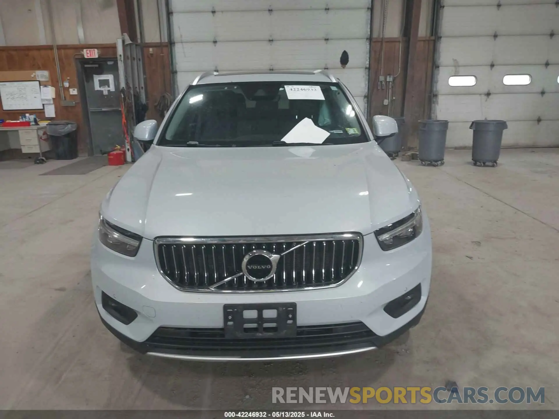 12 fotografías del automóvil dañado YV4162UL7M2432305 VOLVO XC40 2021