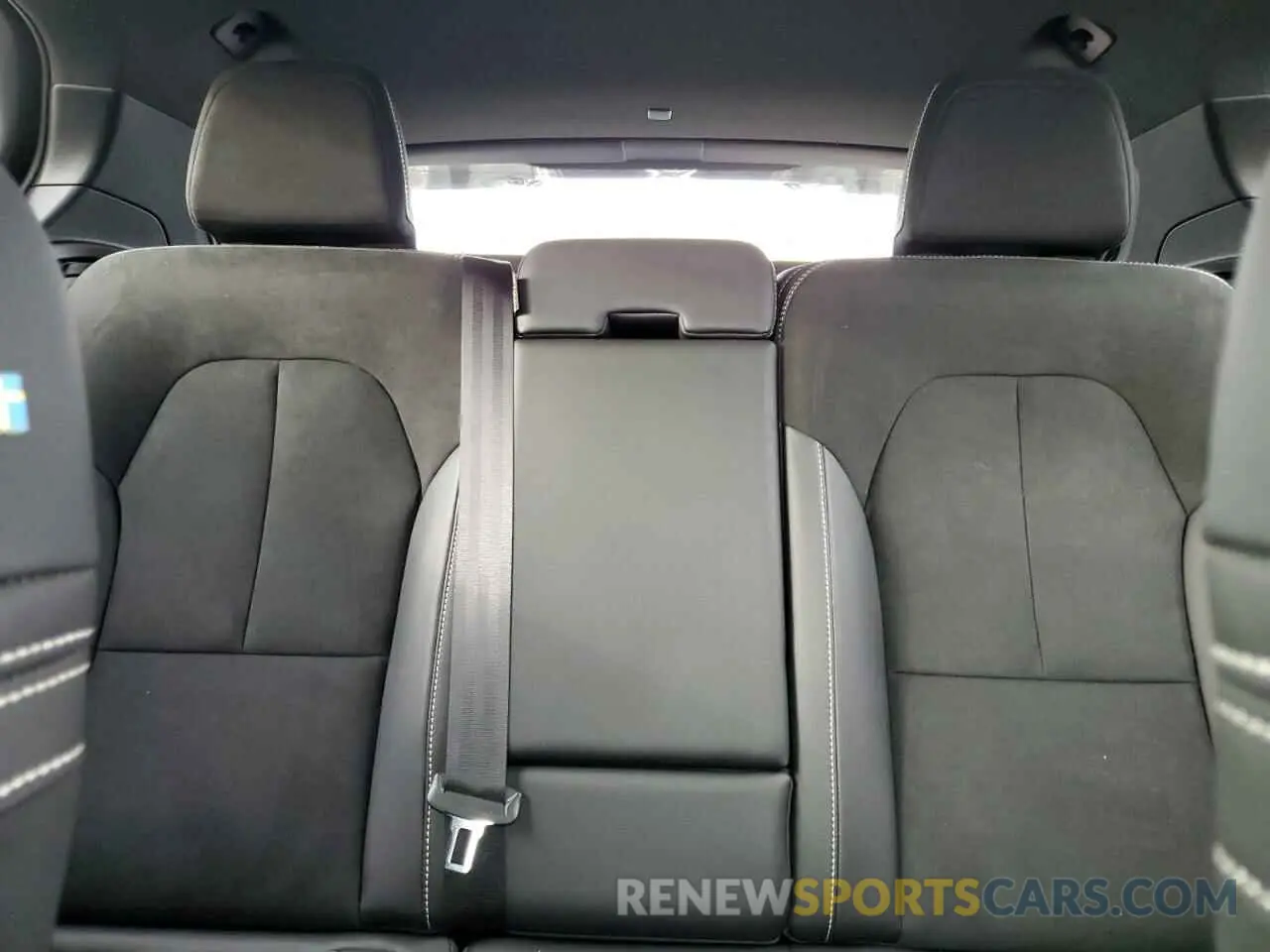 10 fotografías del automóvil dañado YV4162UM0M2579400 VOLVO XC40 2021