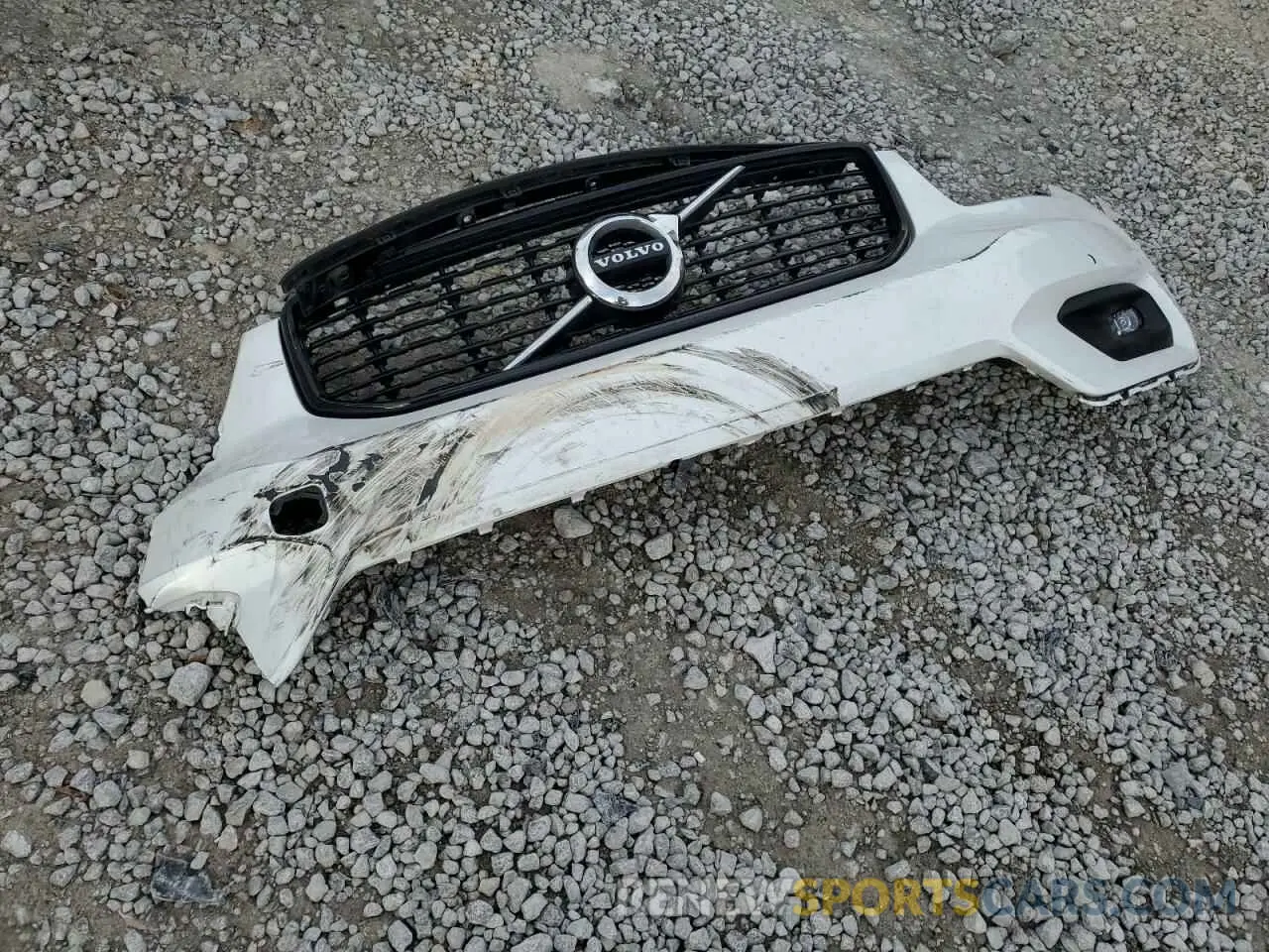 13 fotografías del automóvil dañado YV4162UM0M2579400 VOLVO XC40 2021