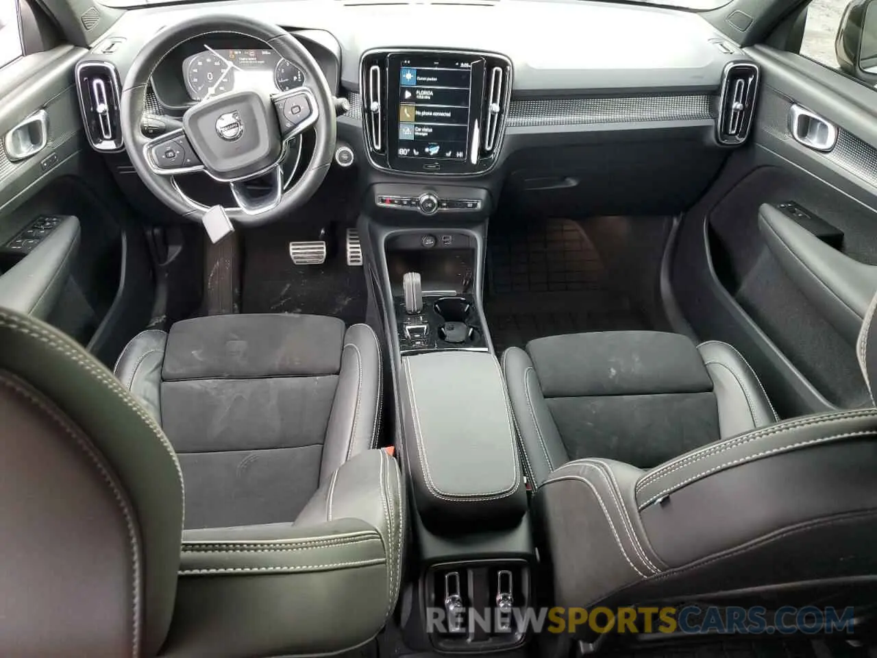 8 fotografías del automóvil dañado YV4162UM0M2579400 VOLVO XC40 2021