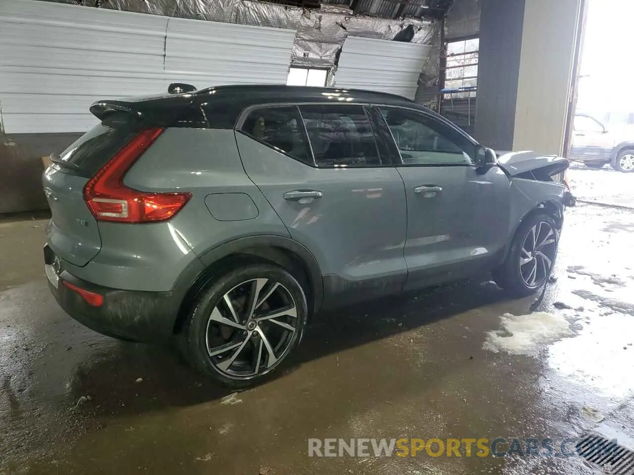 3 fotografías del automóvil dañado YV4162UM0M2585469 VOLVO XC40 2021