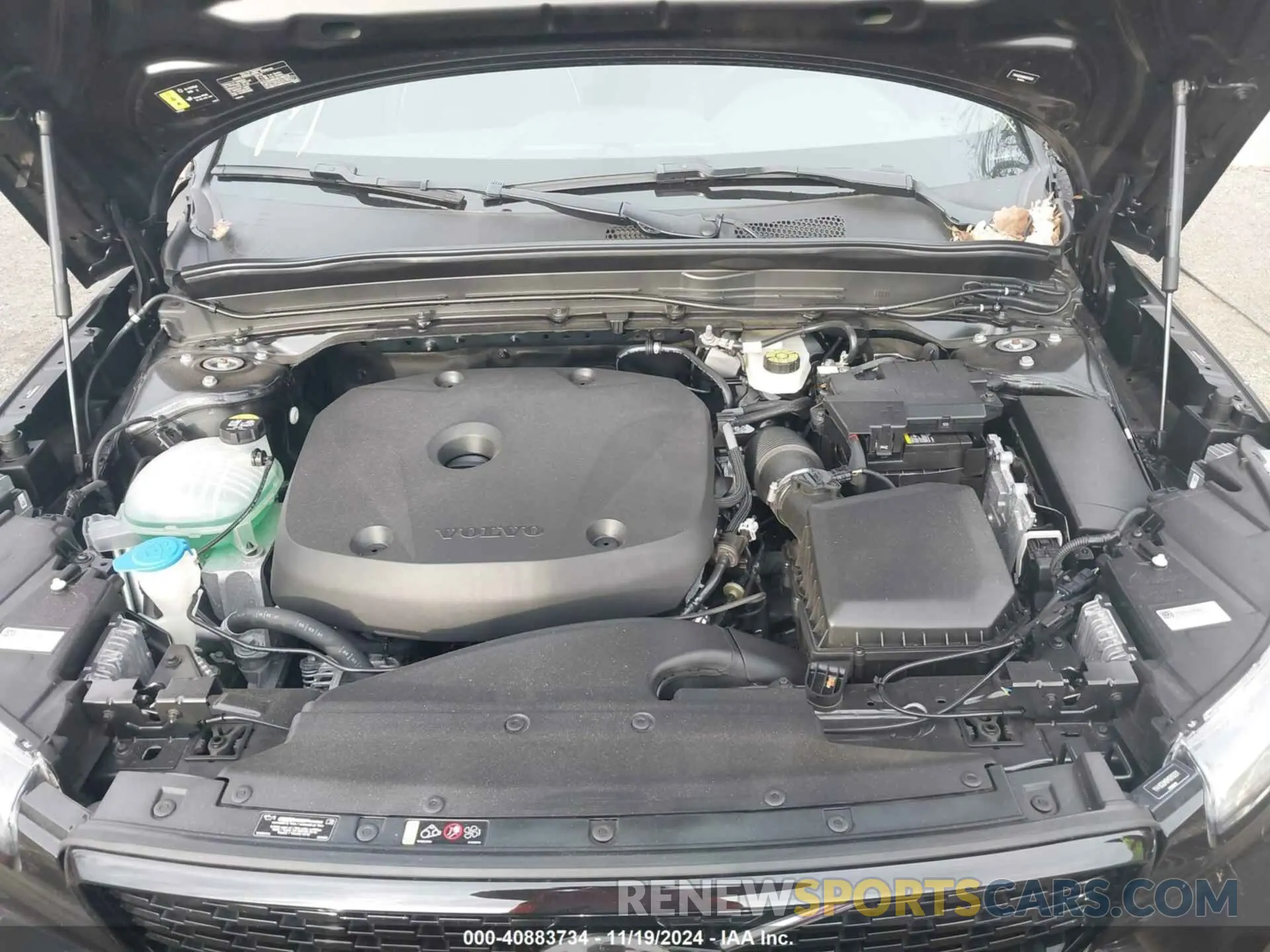 10 fotografías del automóvil dañado YV4162UM0M2615201 VOLVO XC40 2021