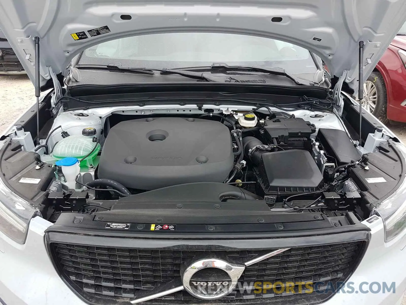 7 fotografías del automóvil dañado YV4162UM3M2416109 VOLVO XC40 2021