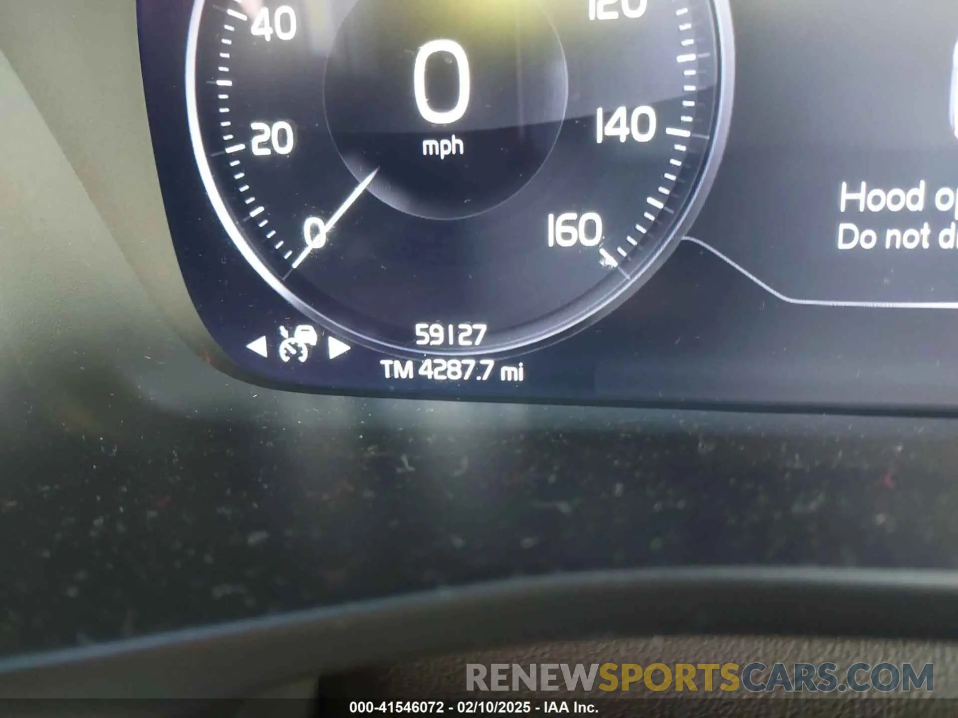 15 fotografías del automóvil dañado YV4162UM3M2435422 VOLVO XC40 2021