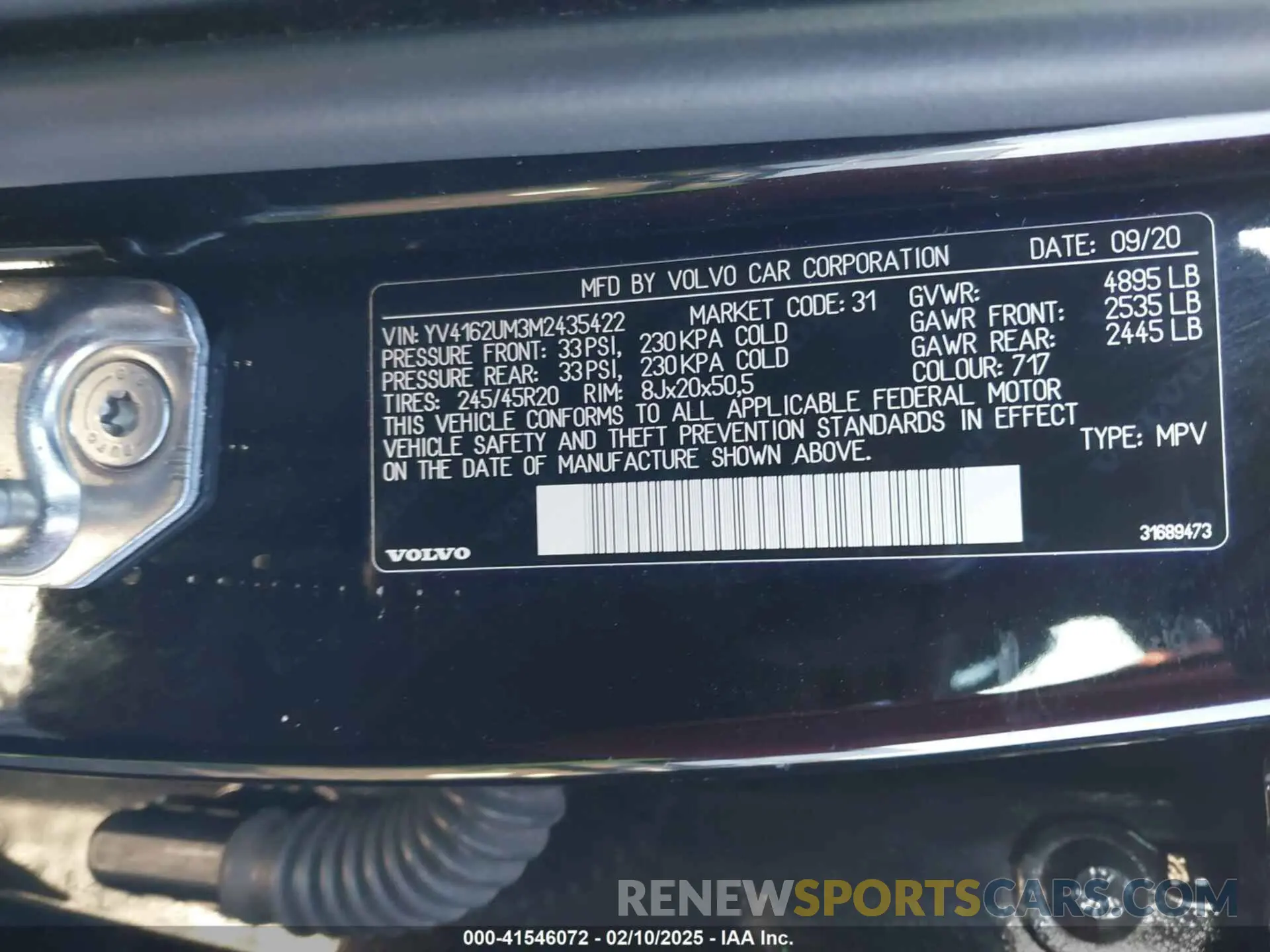 9 fotografías del automóvil dañado YV4162UM3M2435422 VOLVO XC40 2021