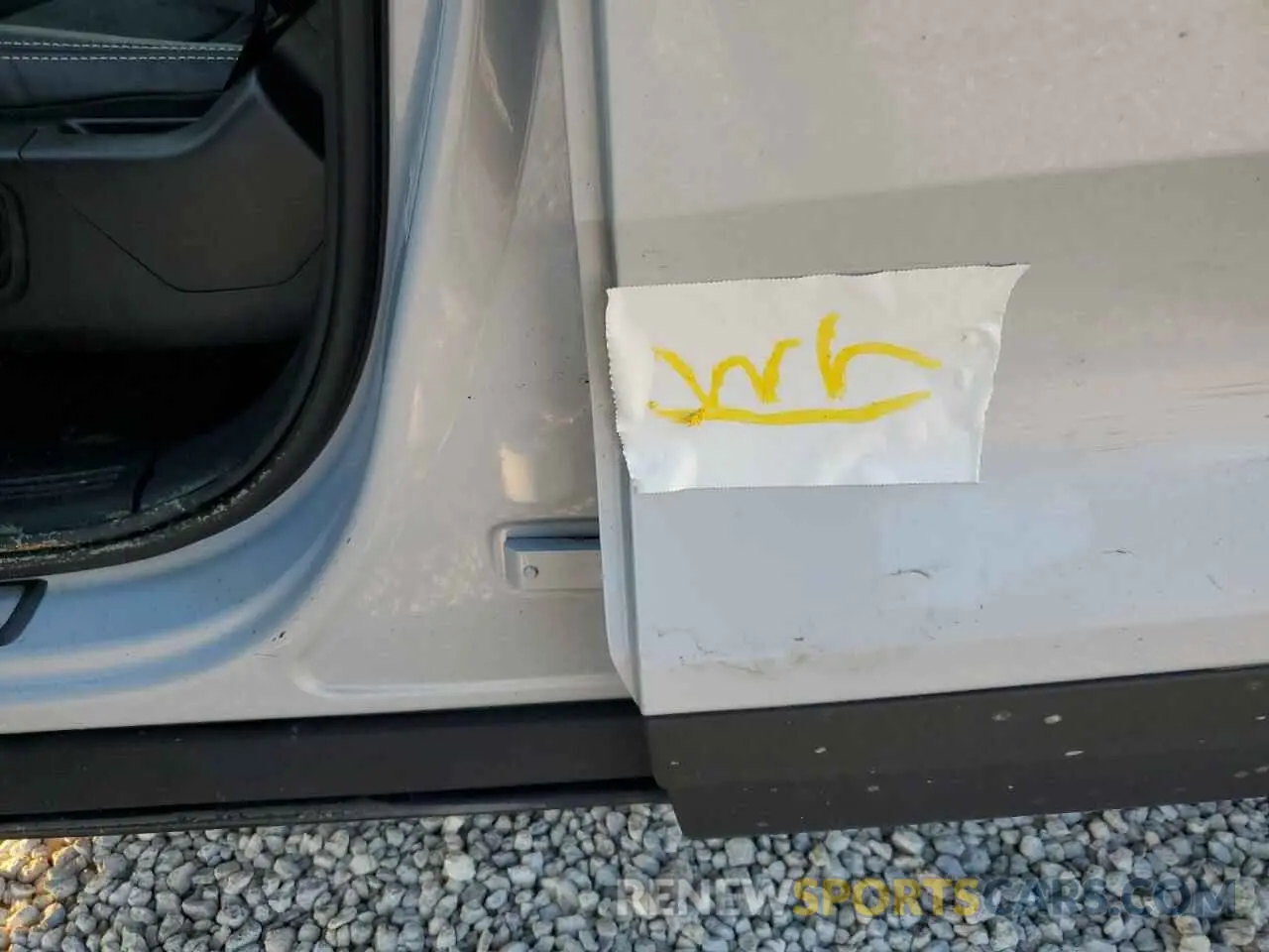 9 fotografías del automóvil dañado YV4162UM4M2461575 VOLVO XC40 2021
