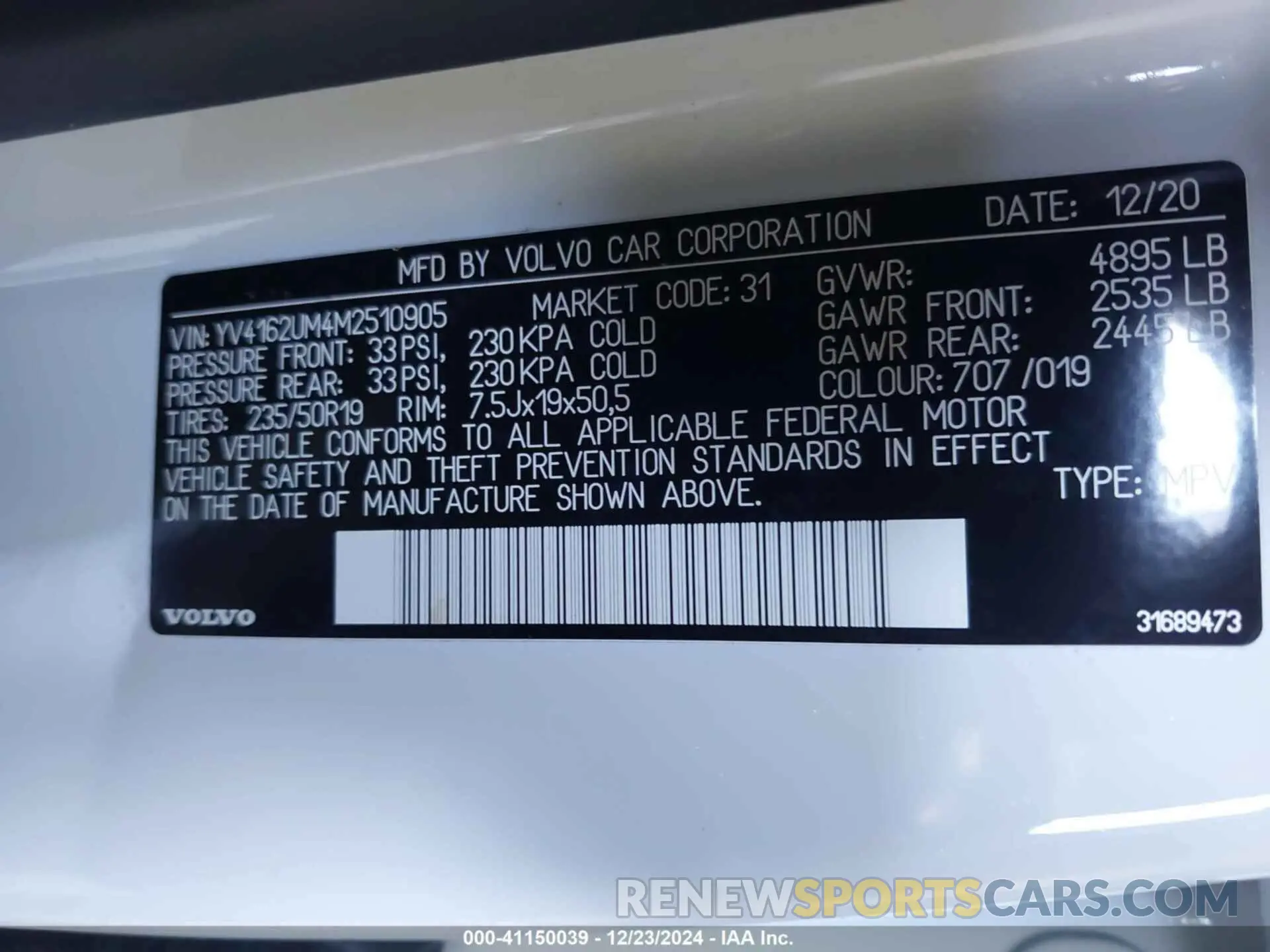 9 fotografías del automóvil dañado YV4162UM4M2510905 VOLVO XC40 2021