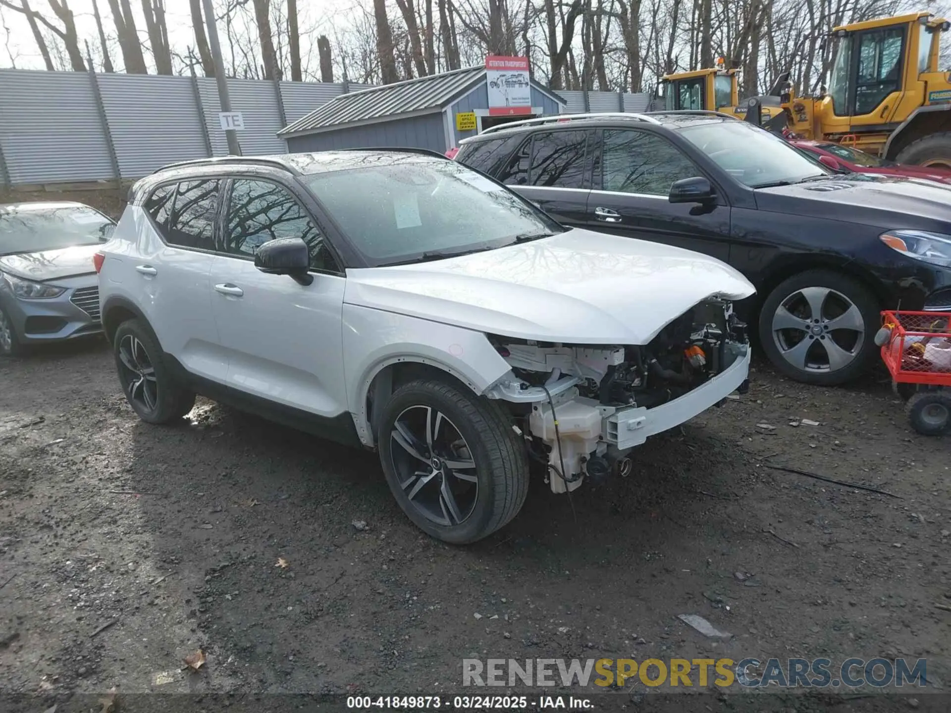 1 fotografías del automóvil dañado YV4162UM6M2402320 VOLVO XC40 2021