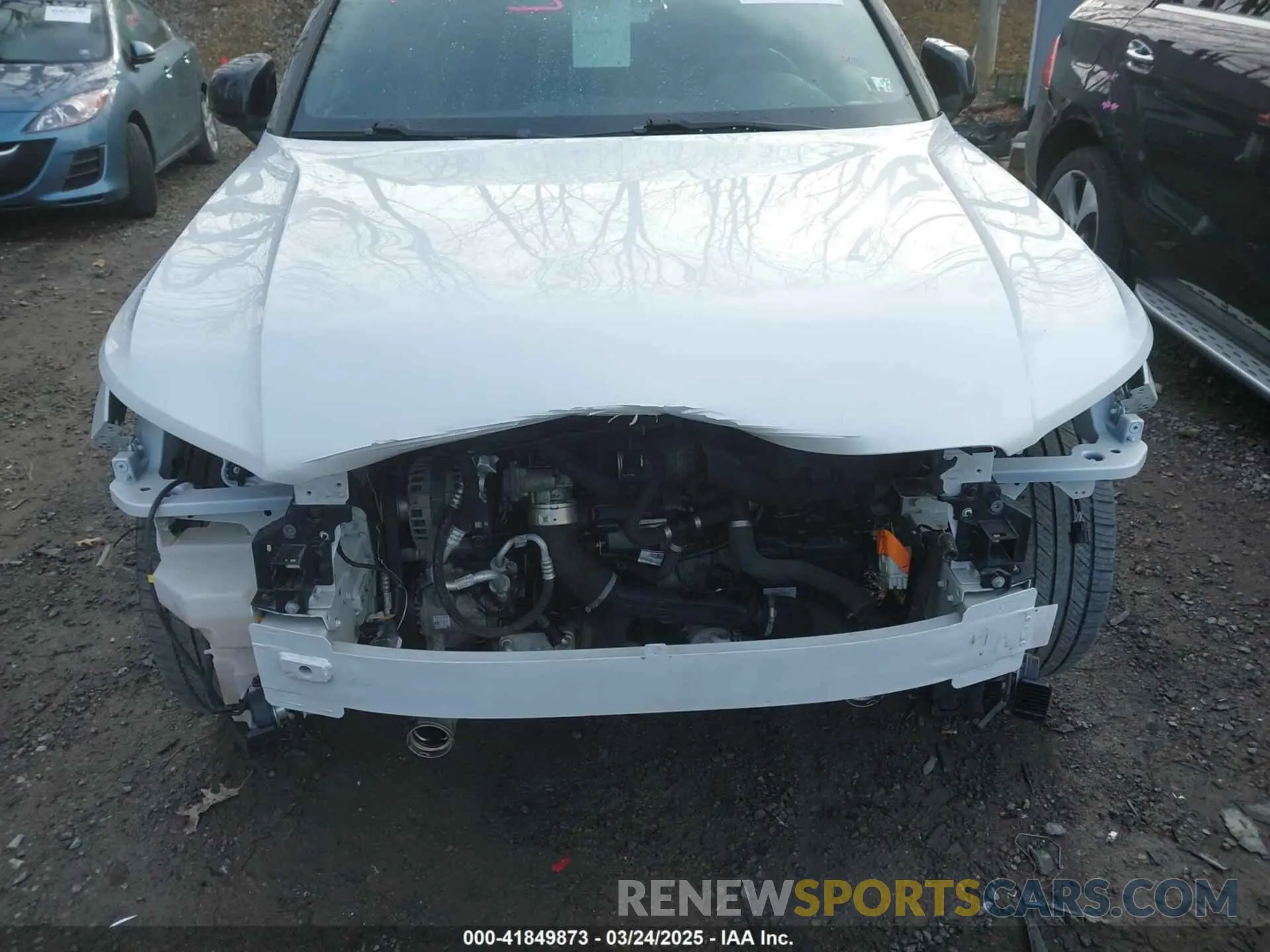 17 fotografías del automóvil dañado YV4162UM6M2402320 VOLVO XC40 2021