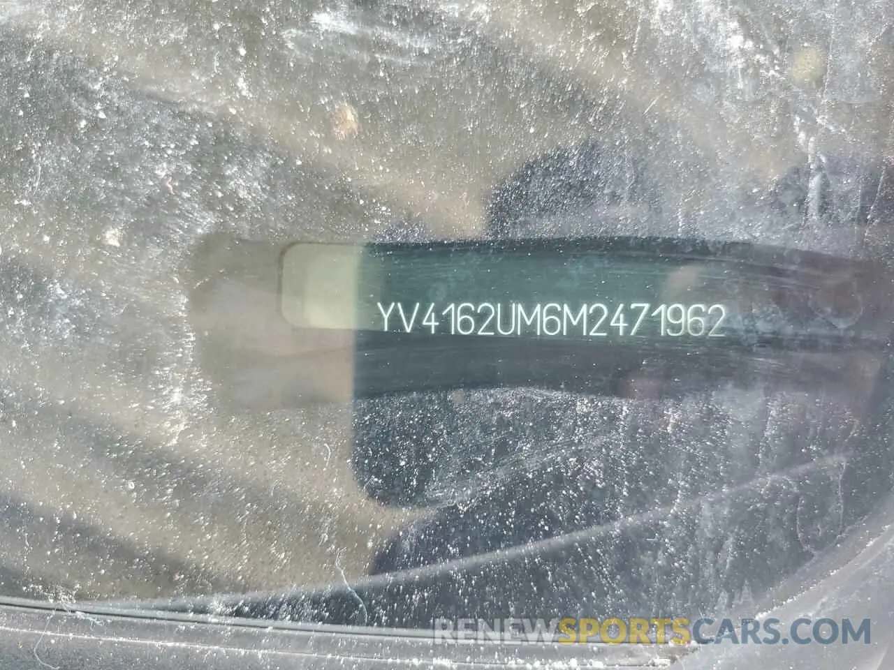 13 fotografías del automóvil dañado YV4162UM6M2471962 VOLVO XC40 2021